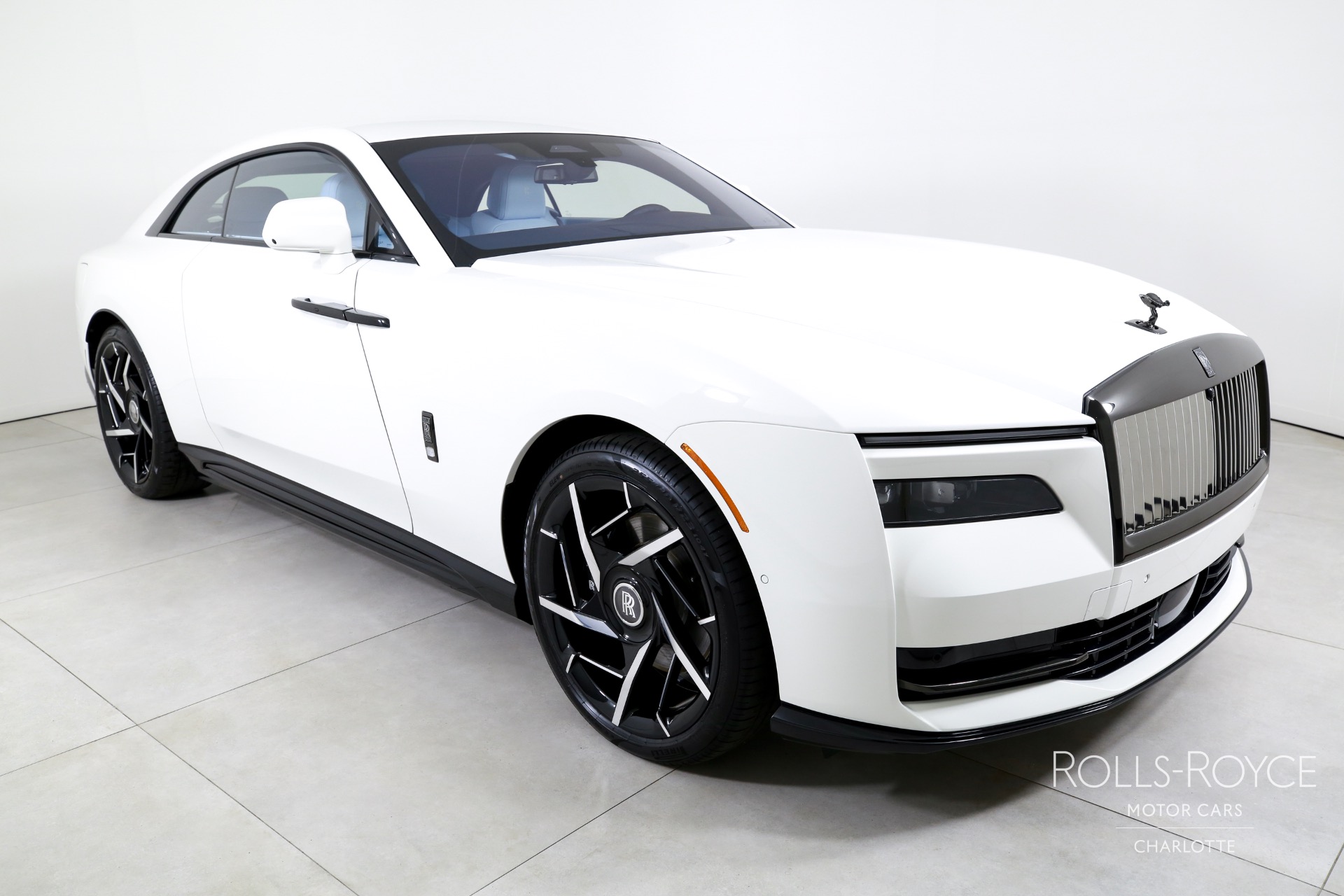 2025 Rolls Royce Spectre photo 6