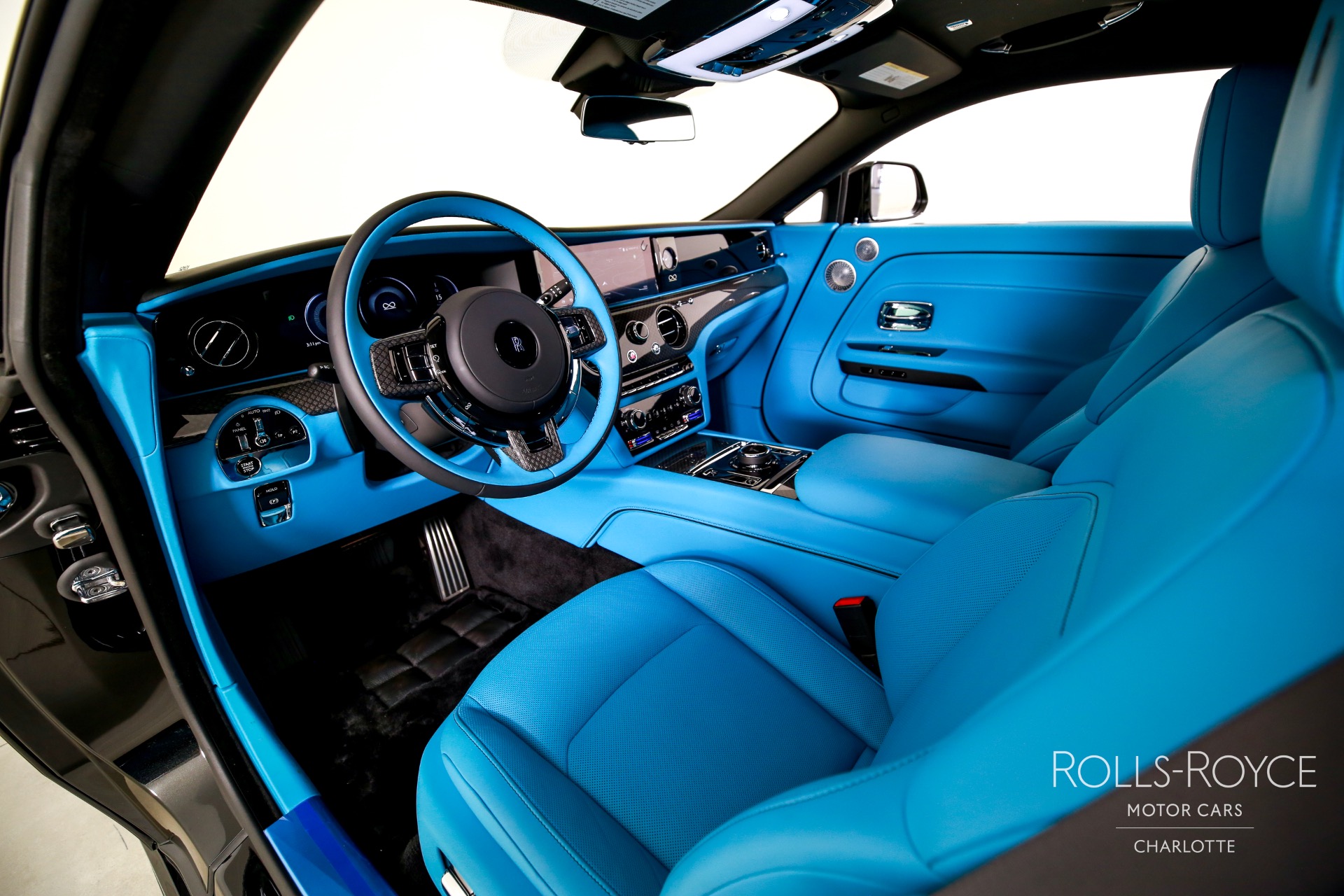 2025 Rolls Royce Spectre photo 4