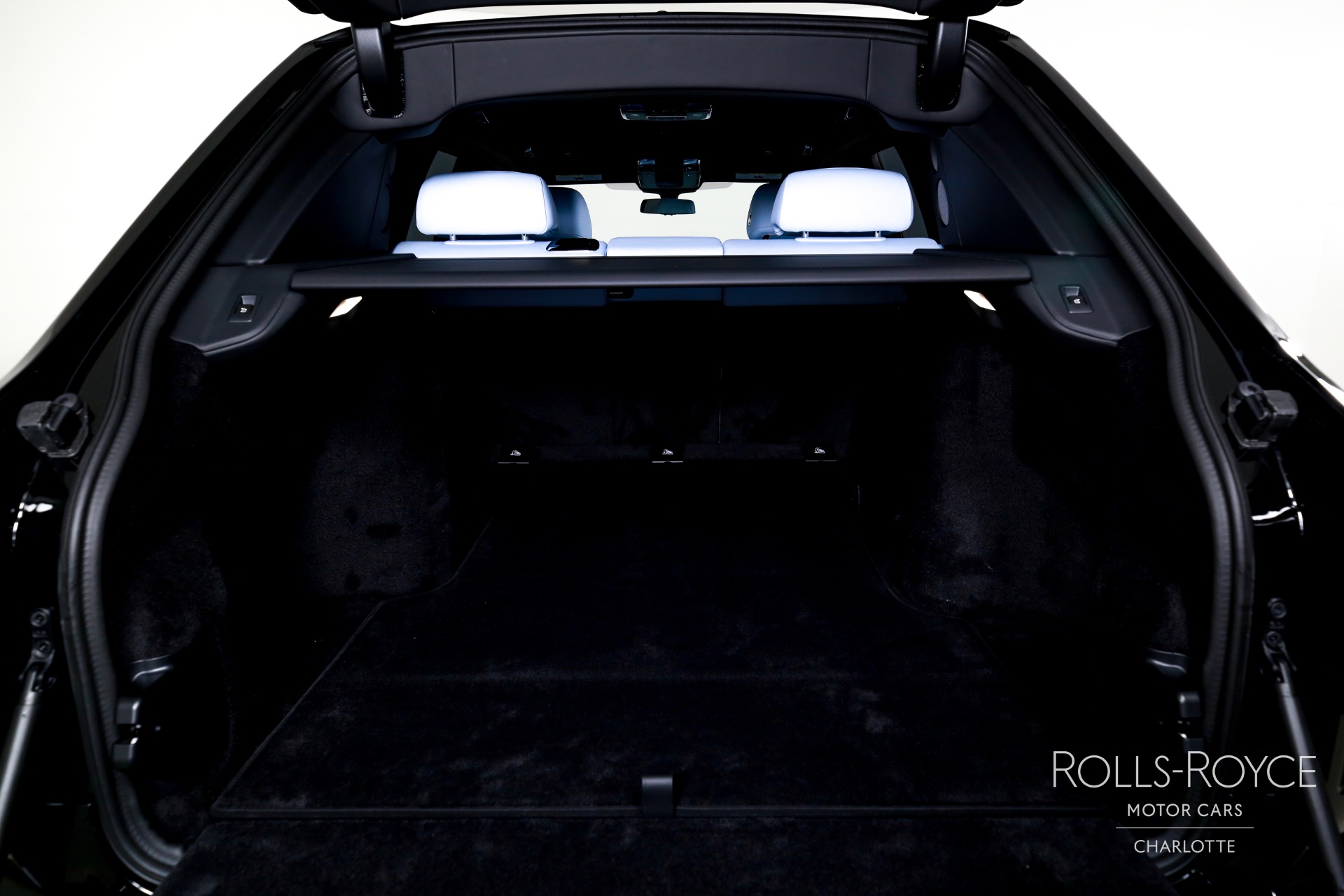 2025 Rolls Royce Cullinan Black Badge photo 23