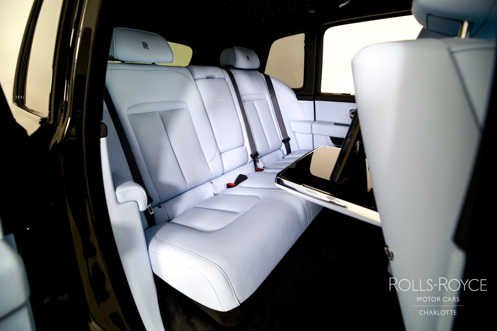 2025 Rolls Royce Cullinan Black Badge photo 27