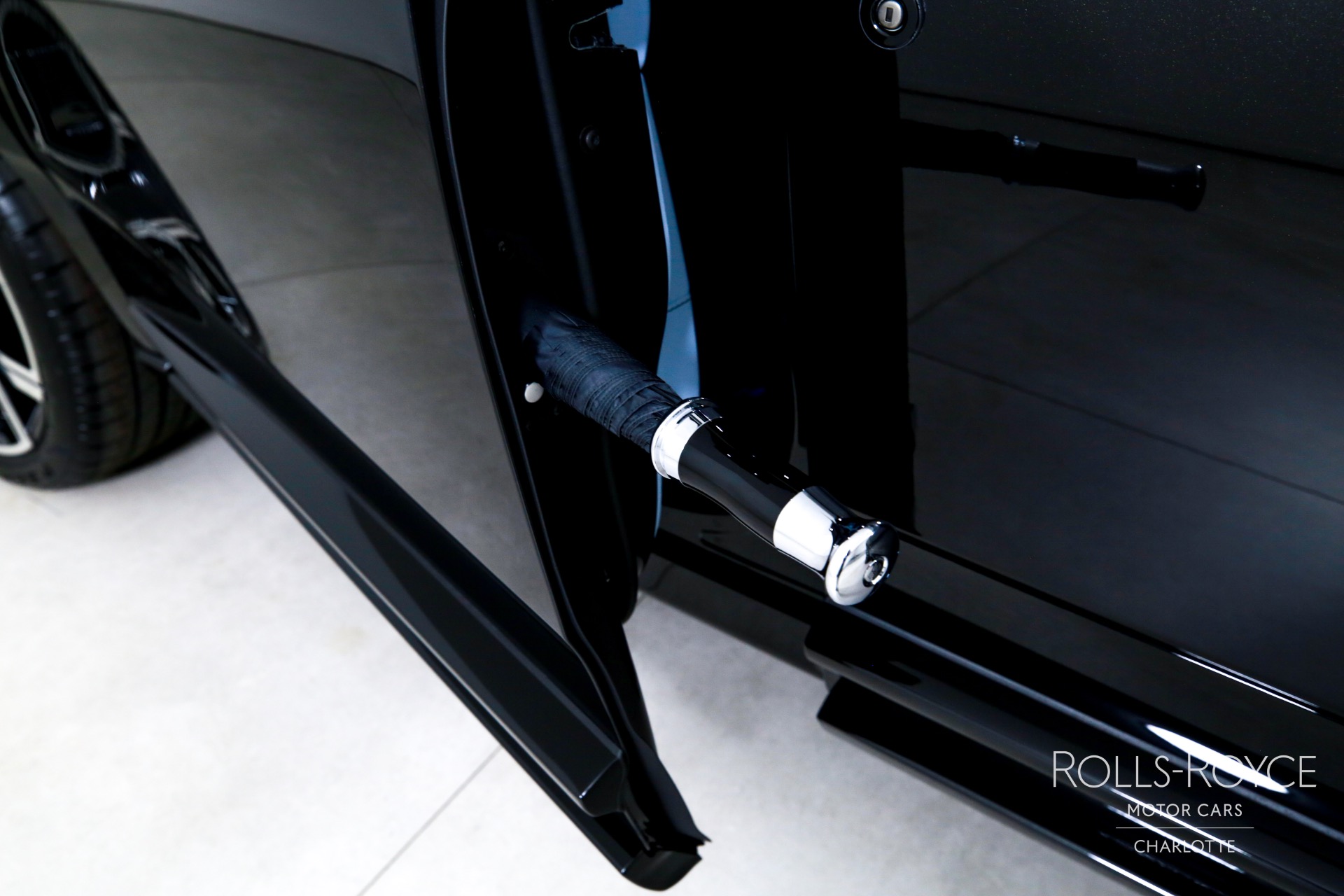 2025 Rolls Royce Cullinan Black Badge photo 29