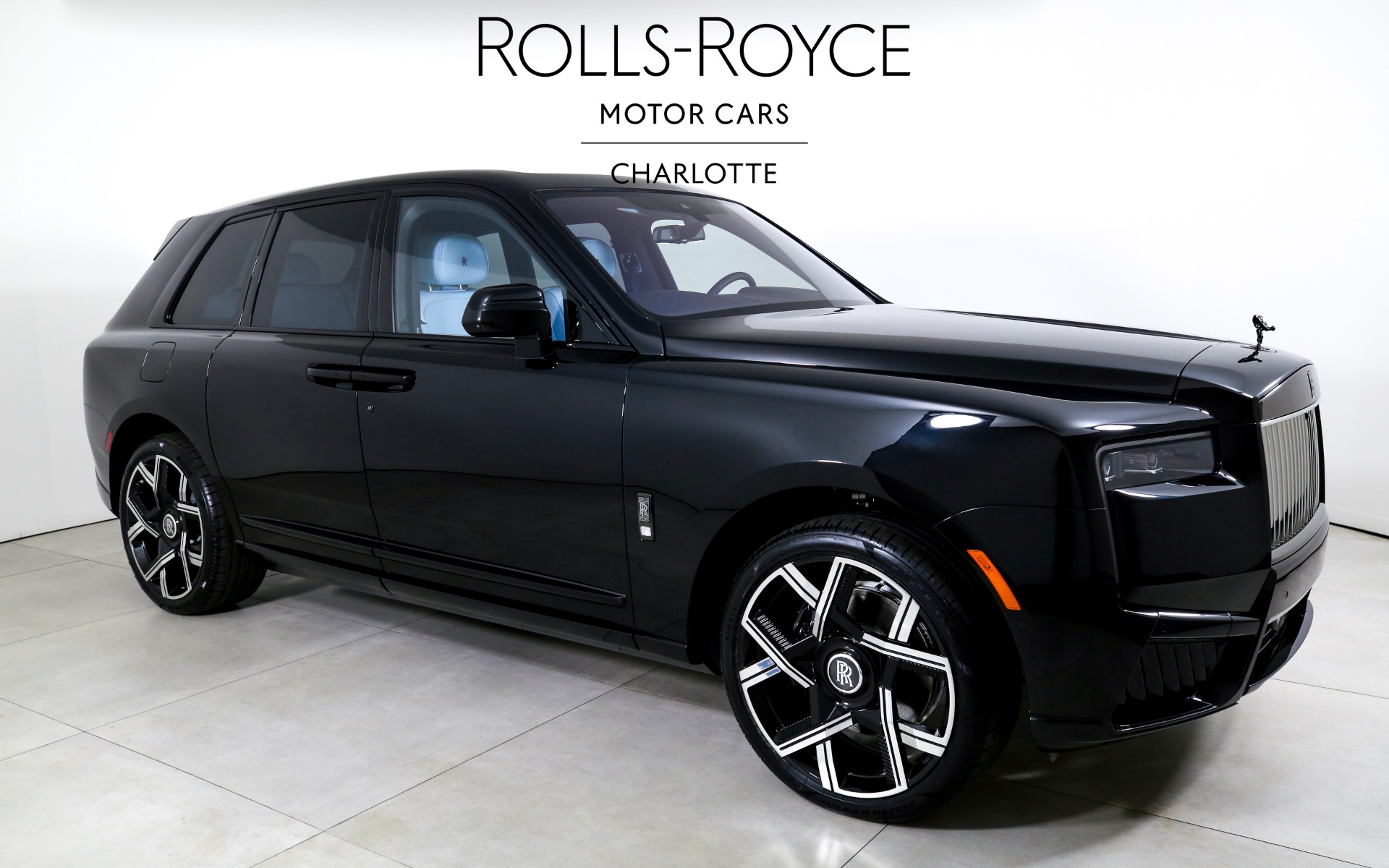 2025 Rolls Royce Cullinan Black Badge photo 5
