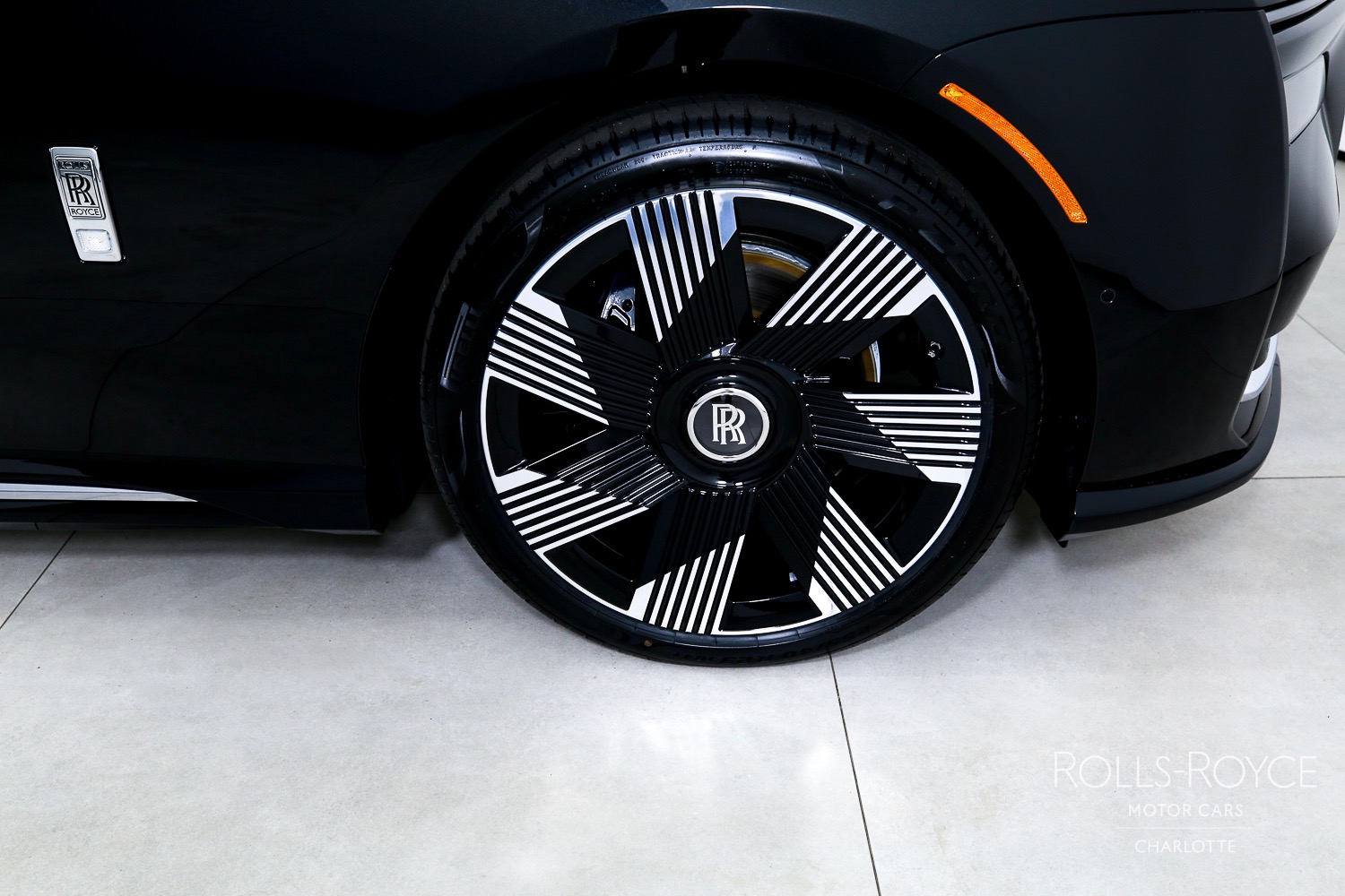 2025 Rolls Royce Spectre photo 29