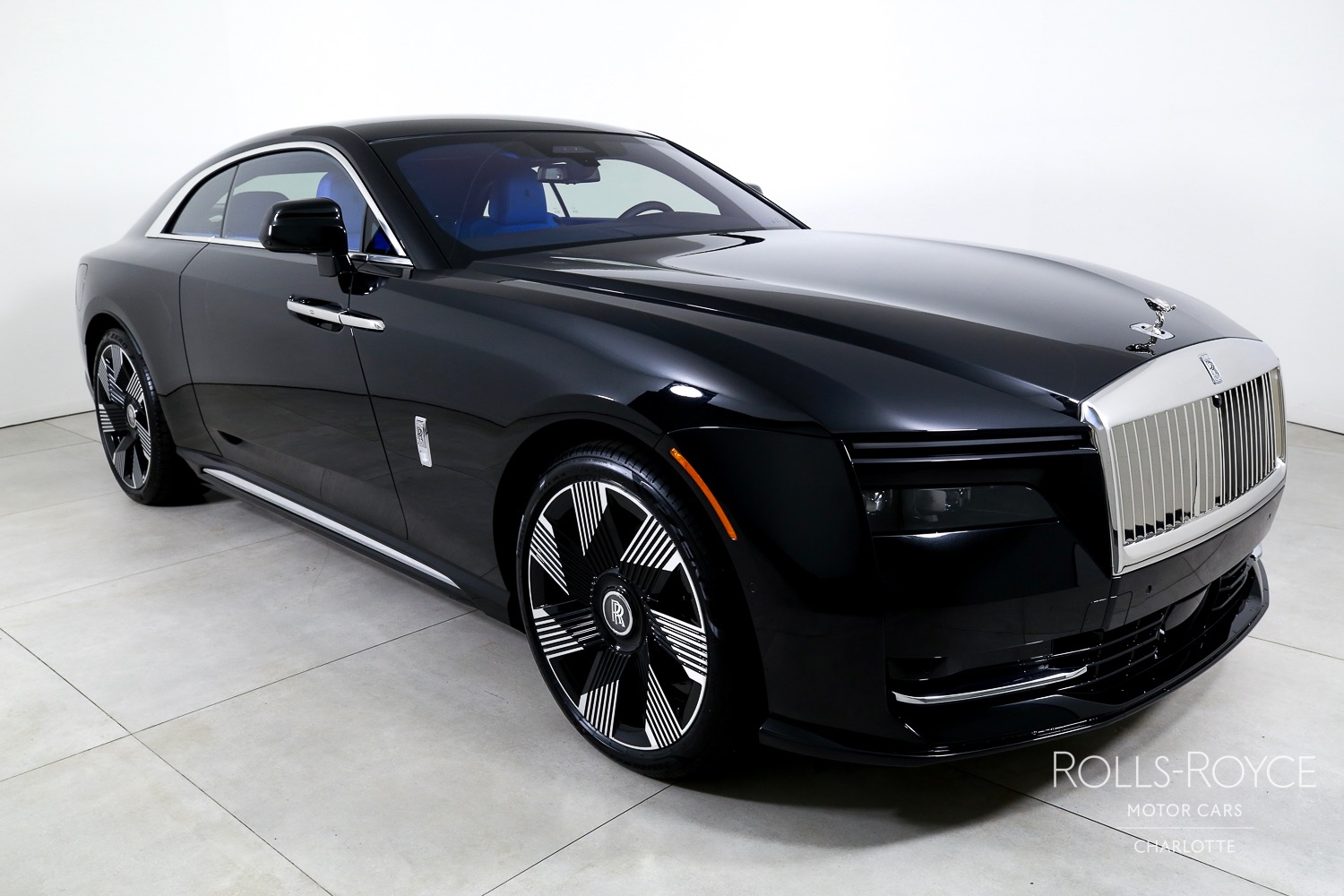 2025 Rolls Royce Spectre photo 6