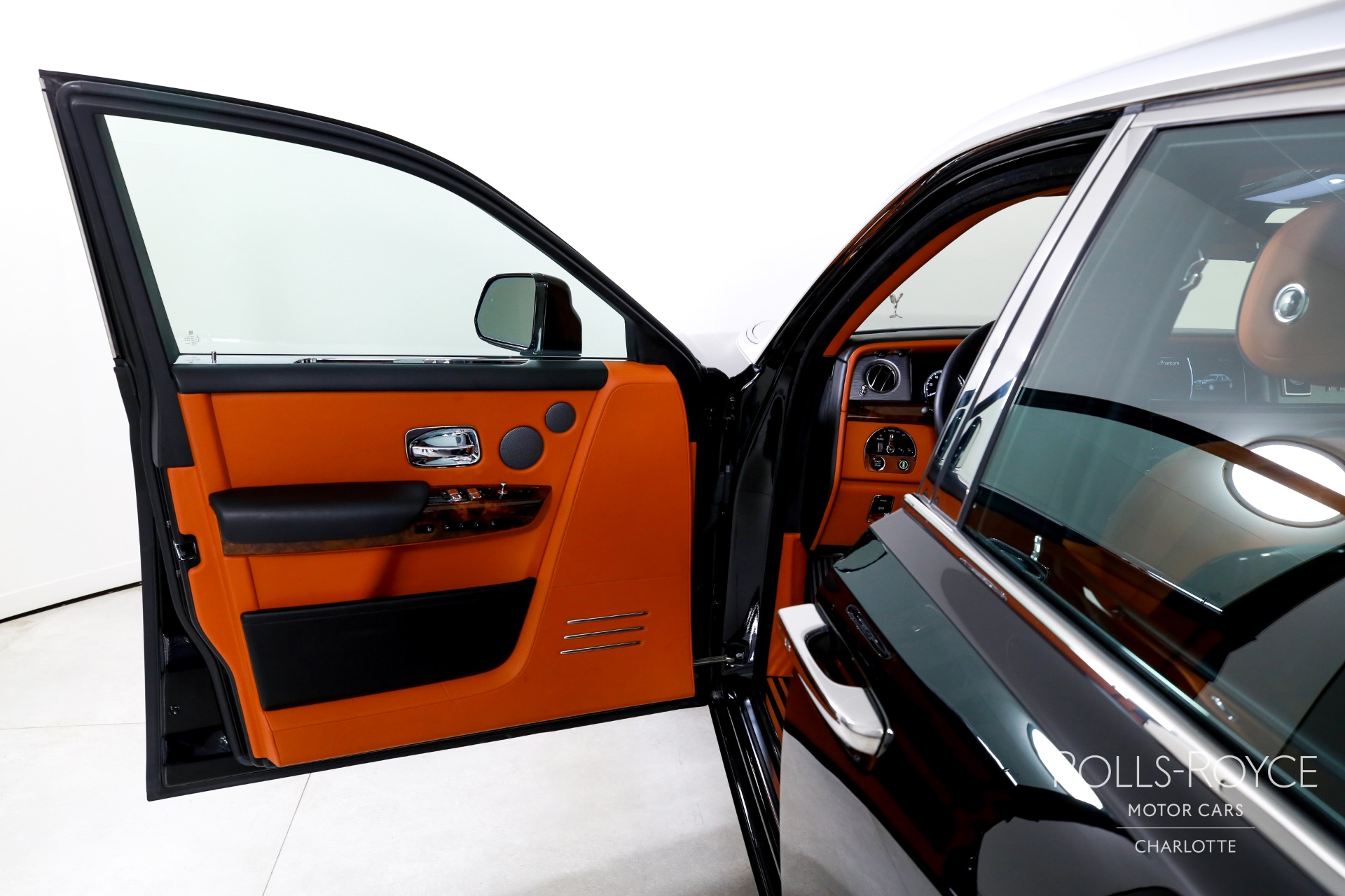 2018 Rolls Royce Phantom RR11 photo 11