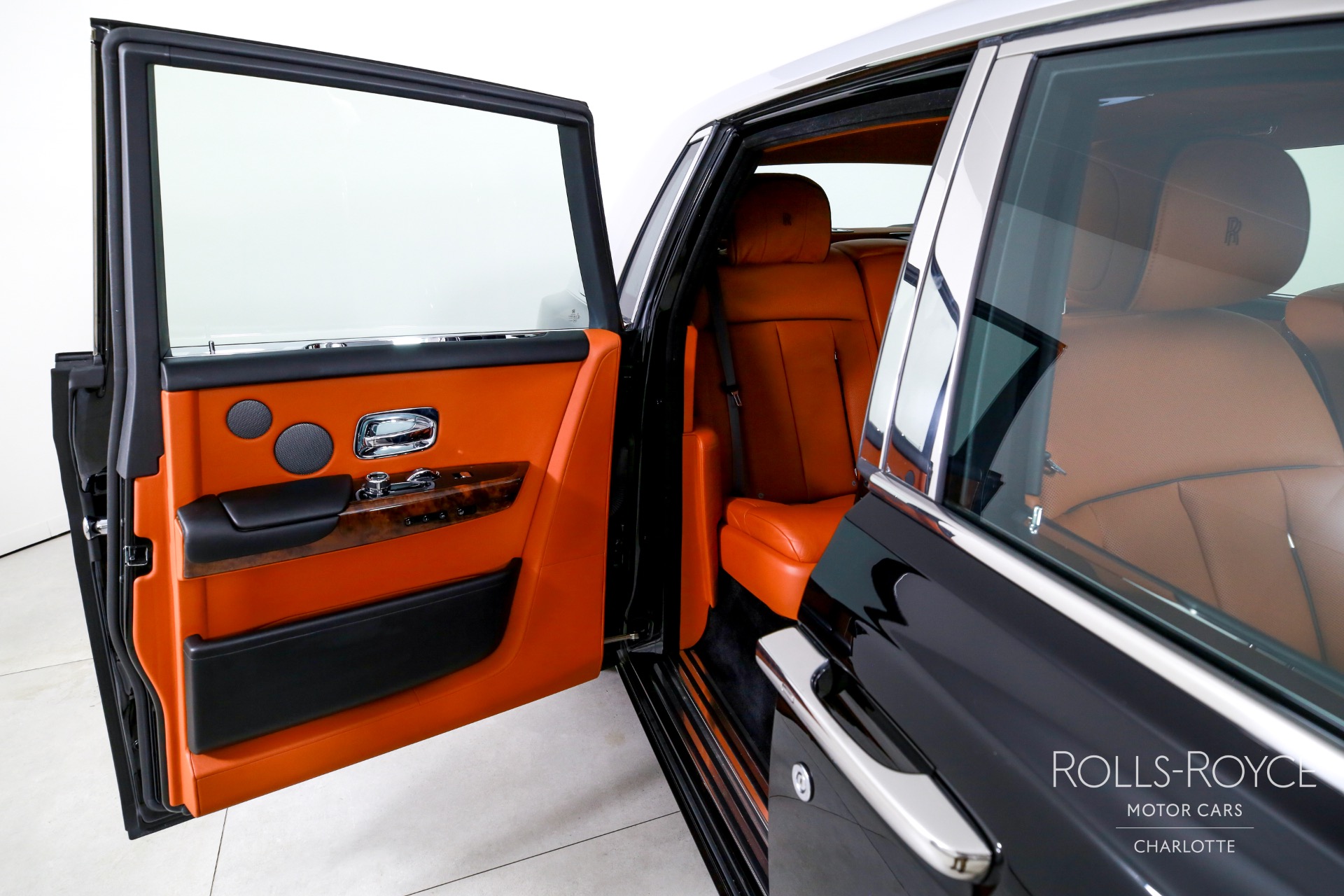 2018 Rolls Royce Phantom RR11 photo 24