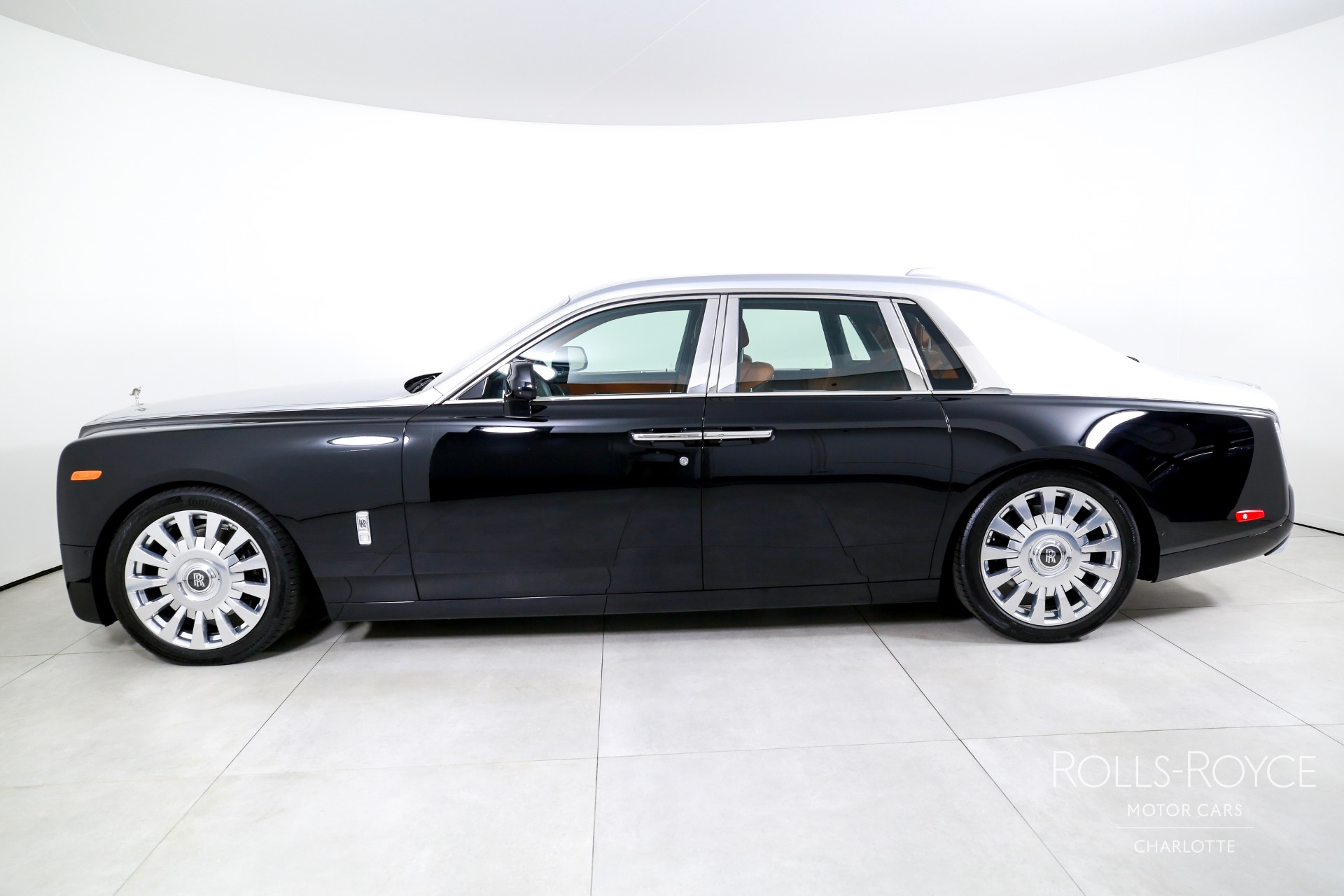 2018 Rolls Royce Phantom RR11 photo 3