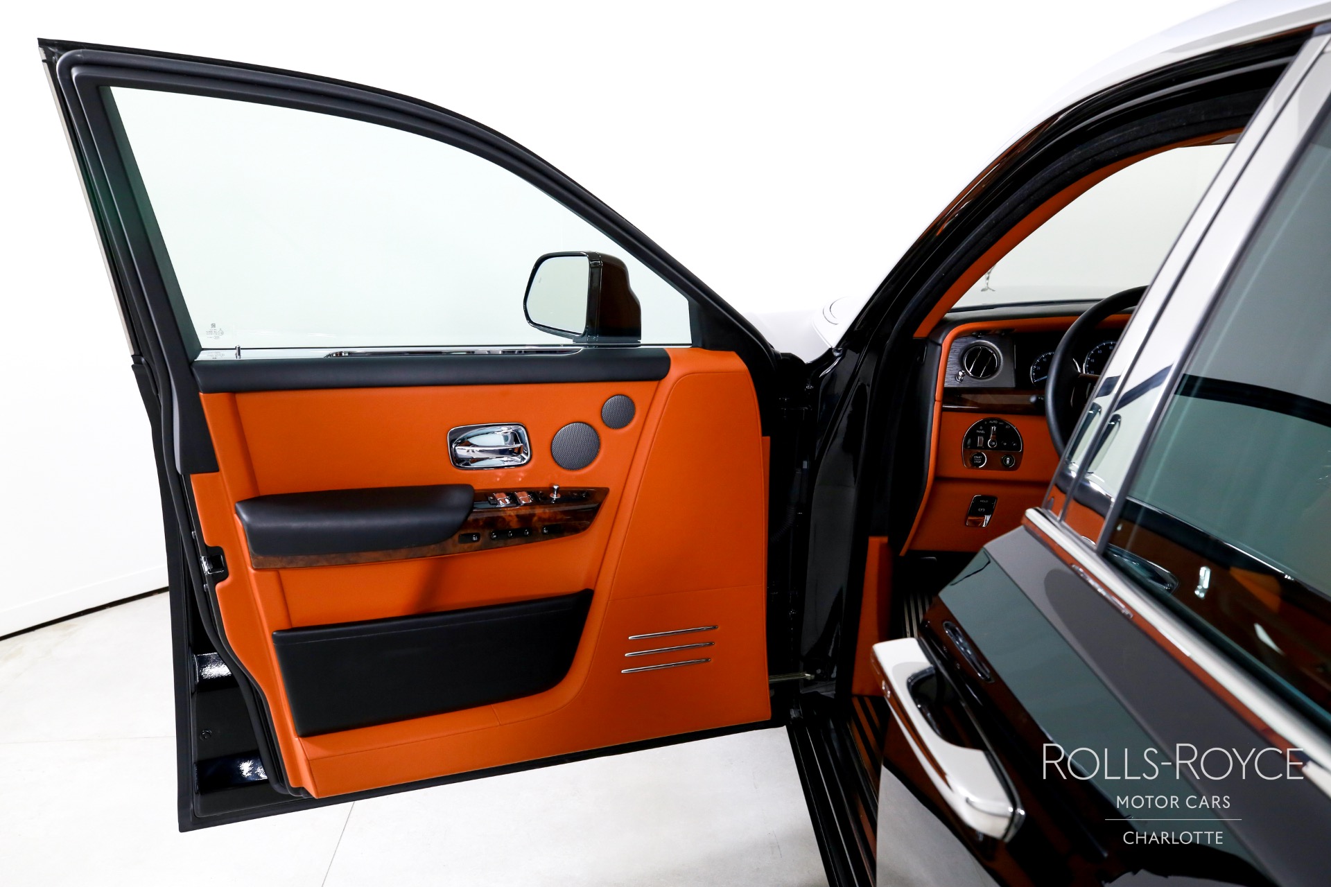 2018 Rolls Royce Phantom RR11 photo 27