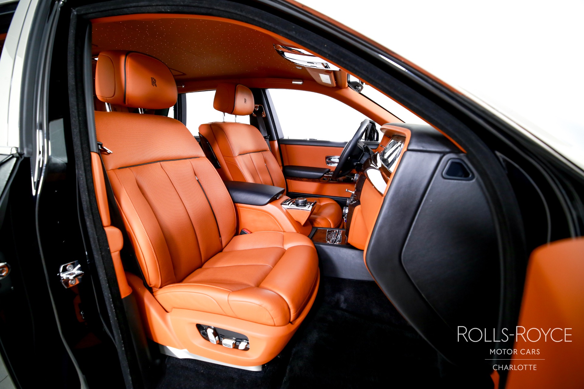 2018 Rolls Royce Phantom RR11 photo 28