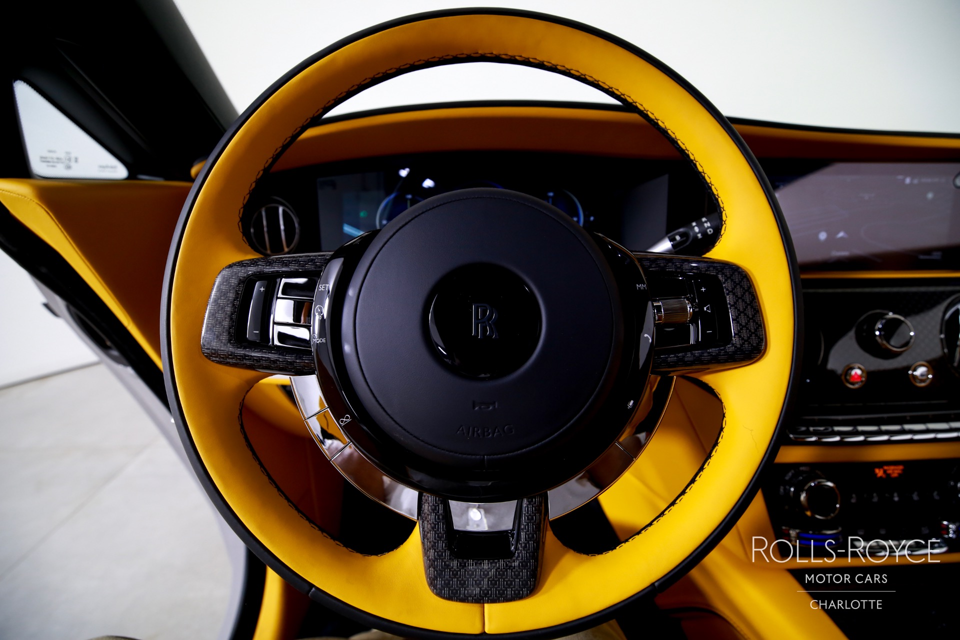 2025 Rolls Royce Spectre photo 14