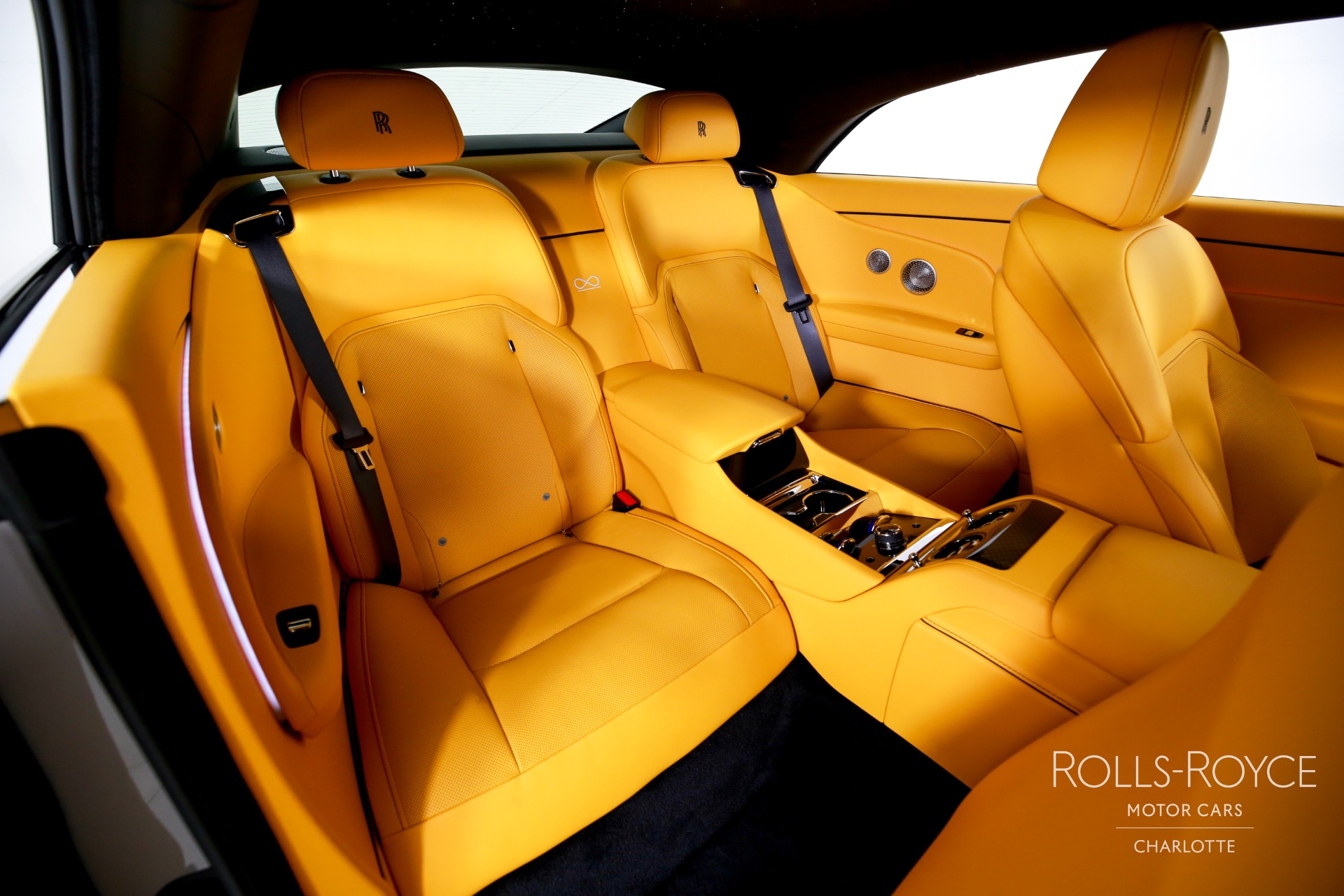2025 Rolls Royce Spectre photo 24