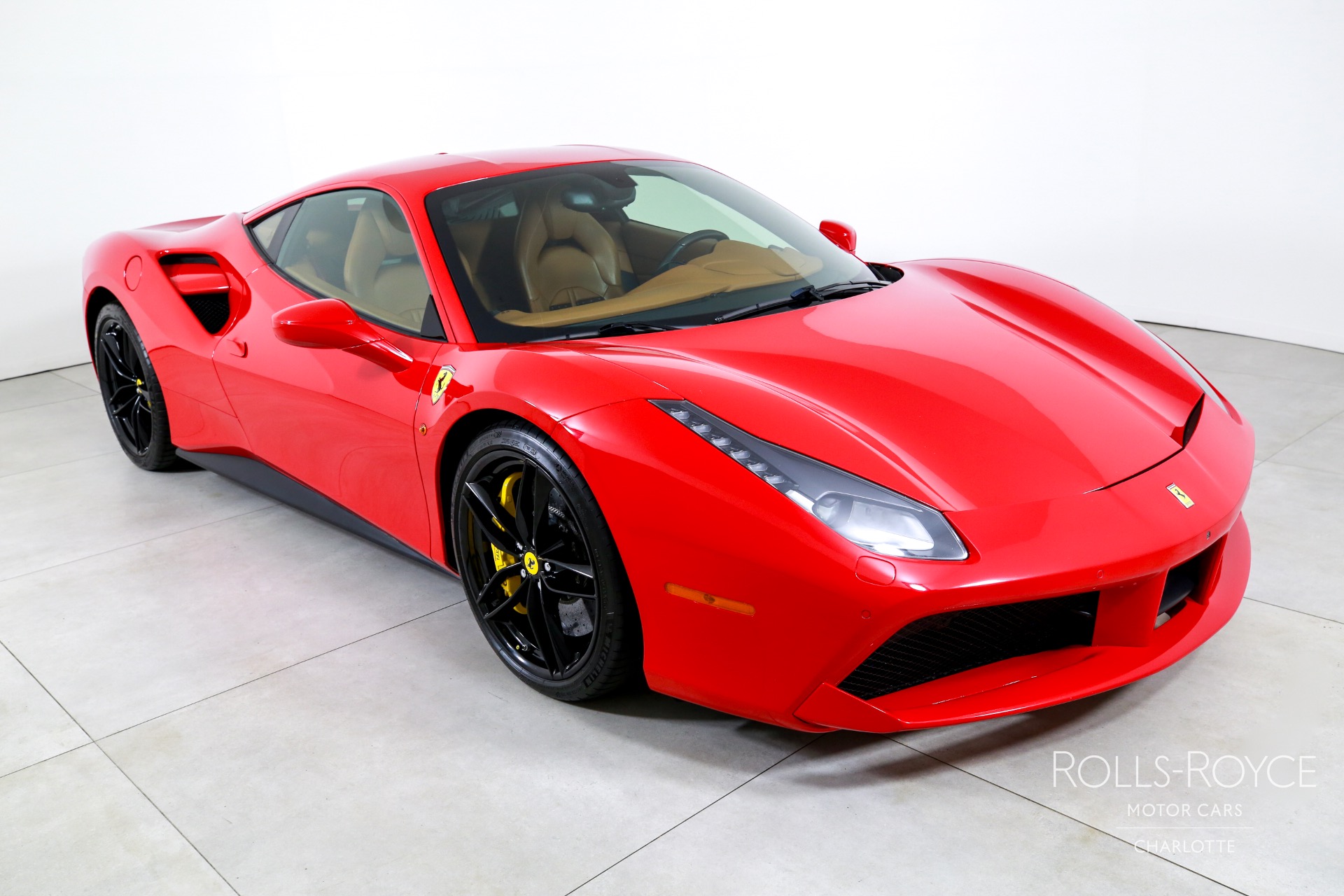 2016 Ferrari 488 GTB photo 3