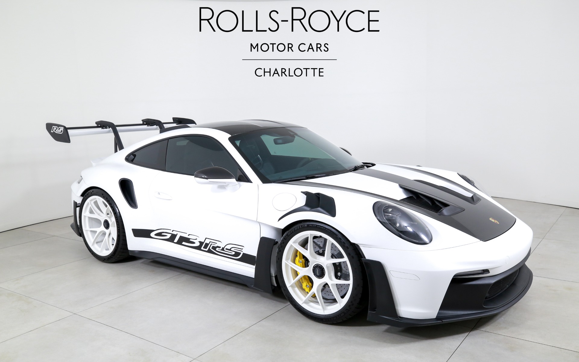 2024 Porsche 911 GT3 RS photo 2