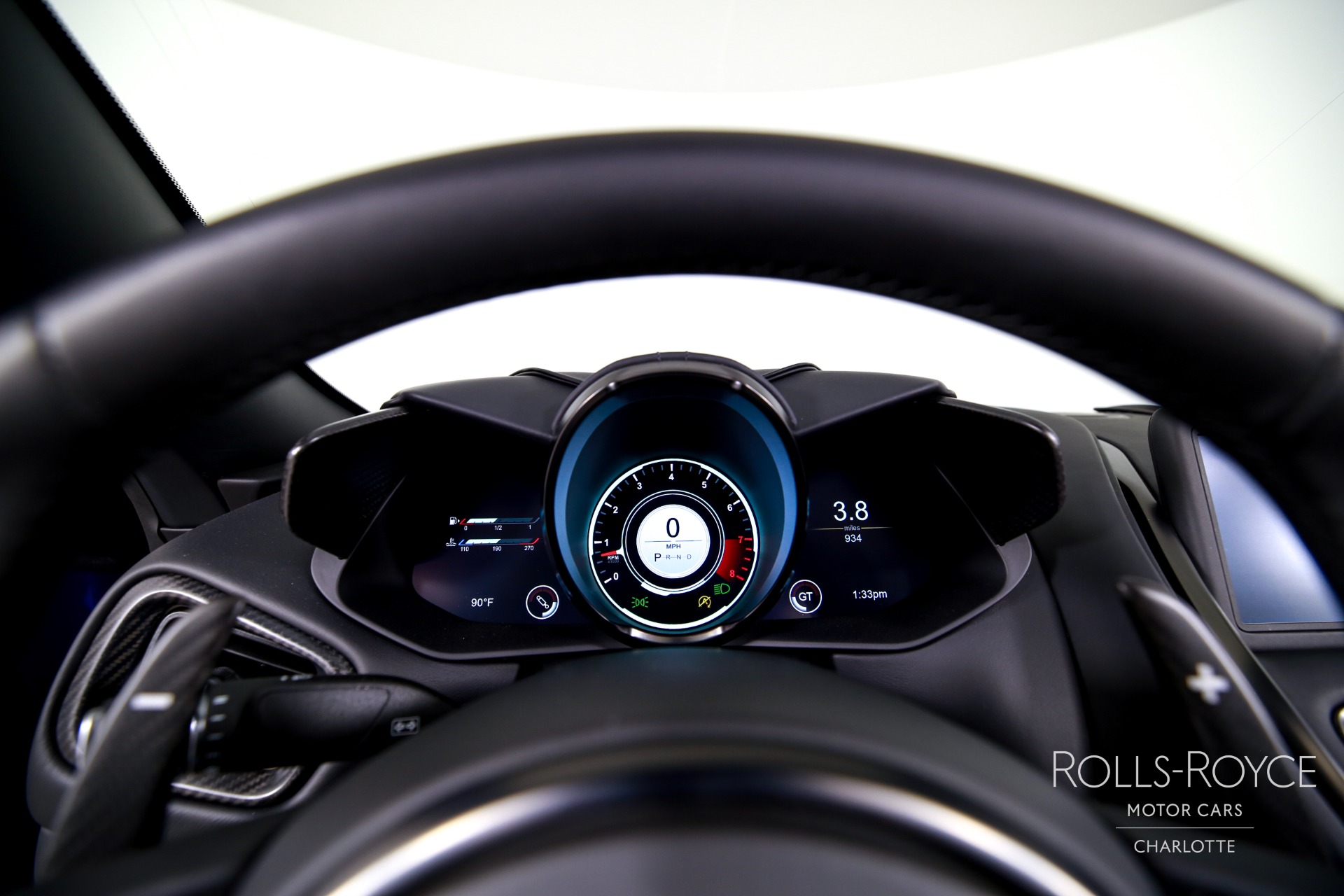 2023 Aston Martin DBS photo 14