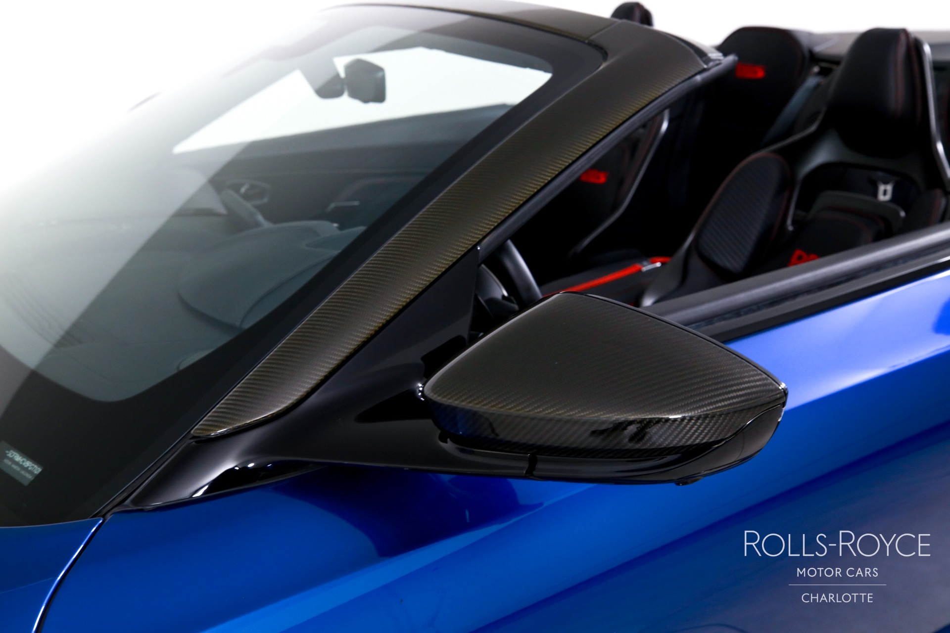 2023 Aston Martin DBS photo 30