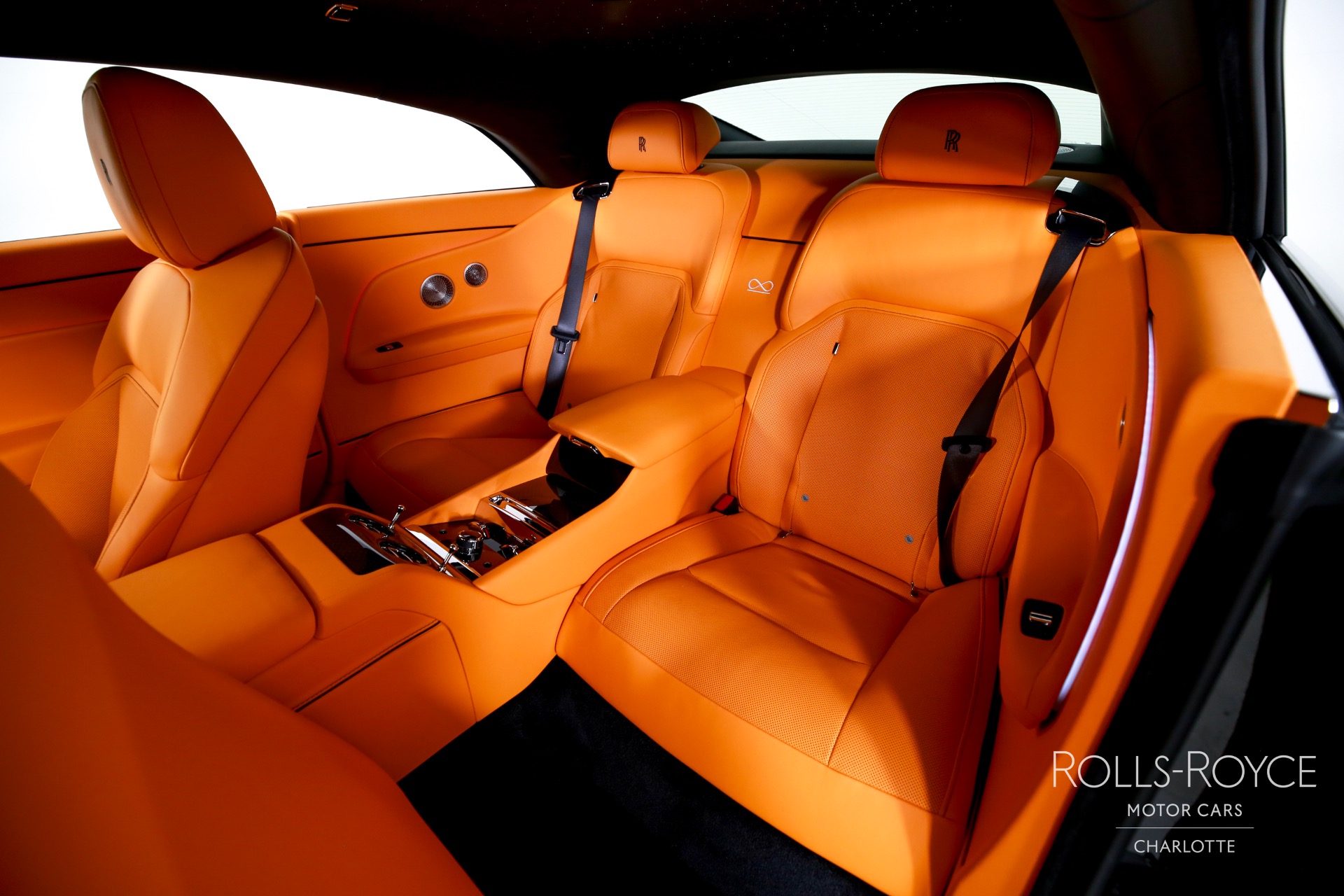 2025 Rolls Royce Spectre photo 16