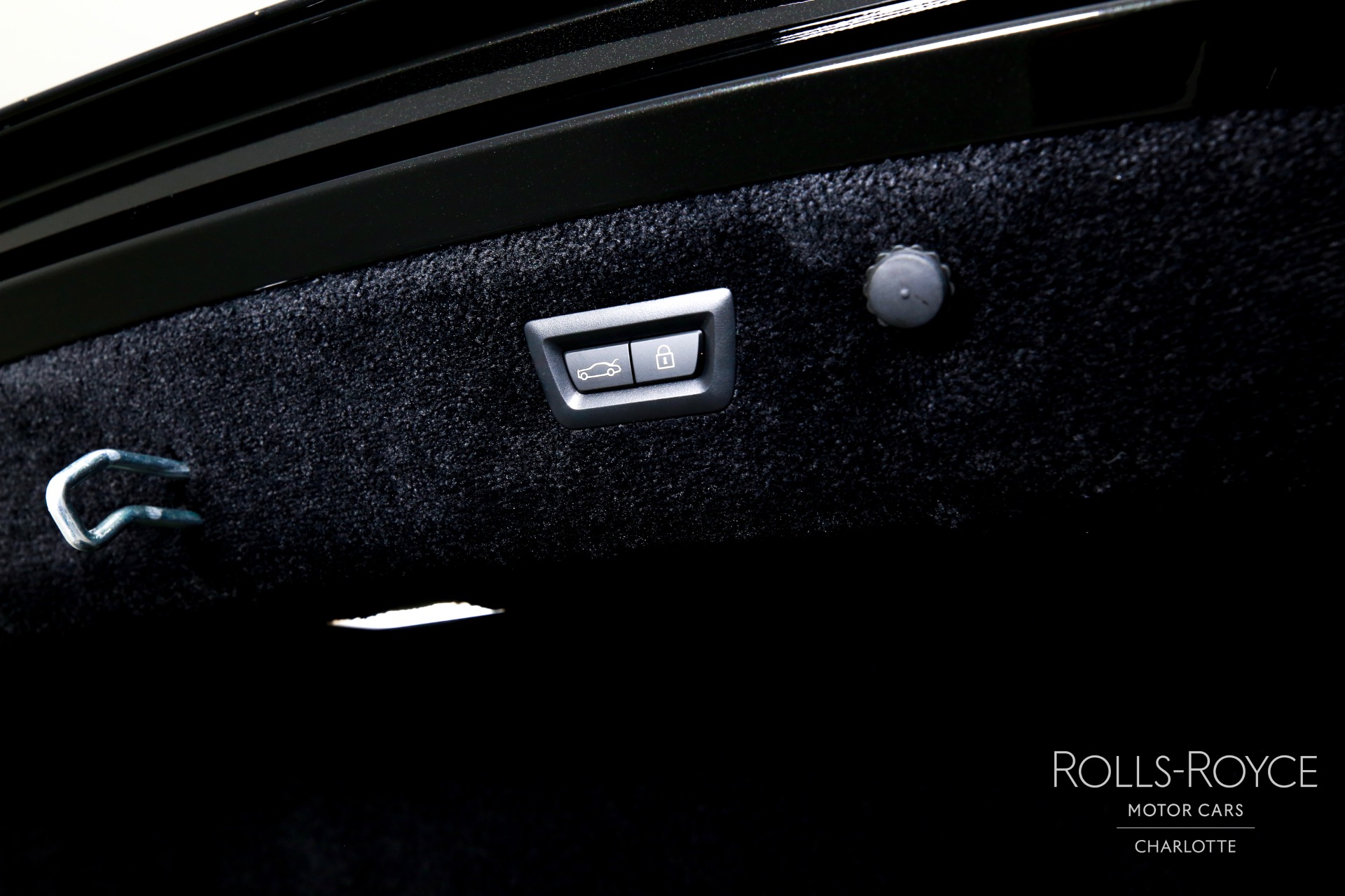 2025 Rolls Royce Spectre photo 20