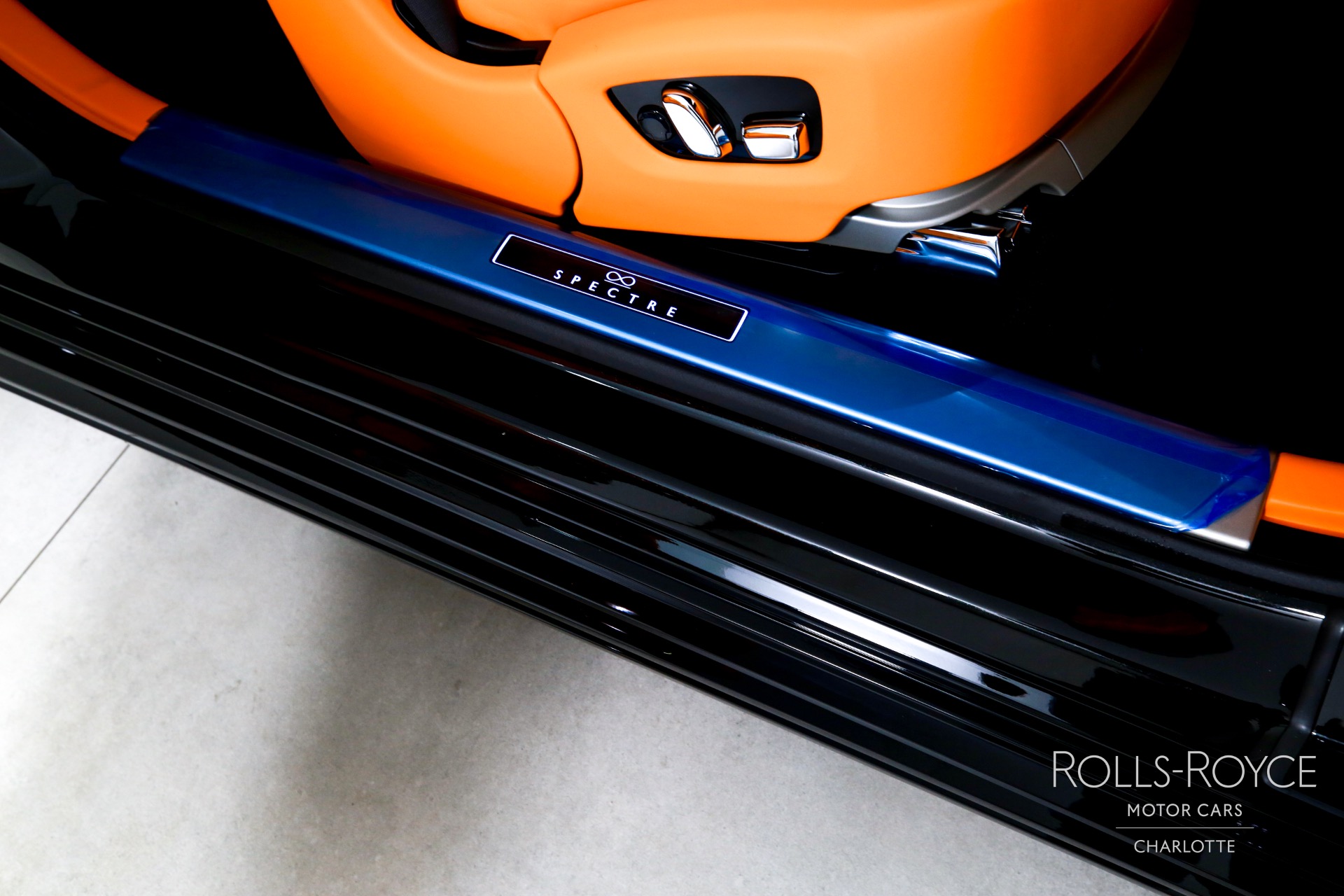 2025 Rolls Royce Spectre photo 26