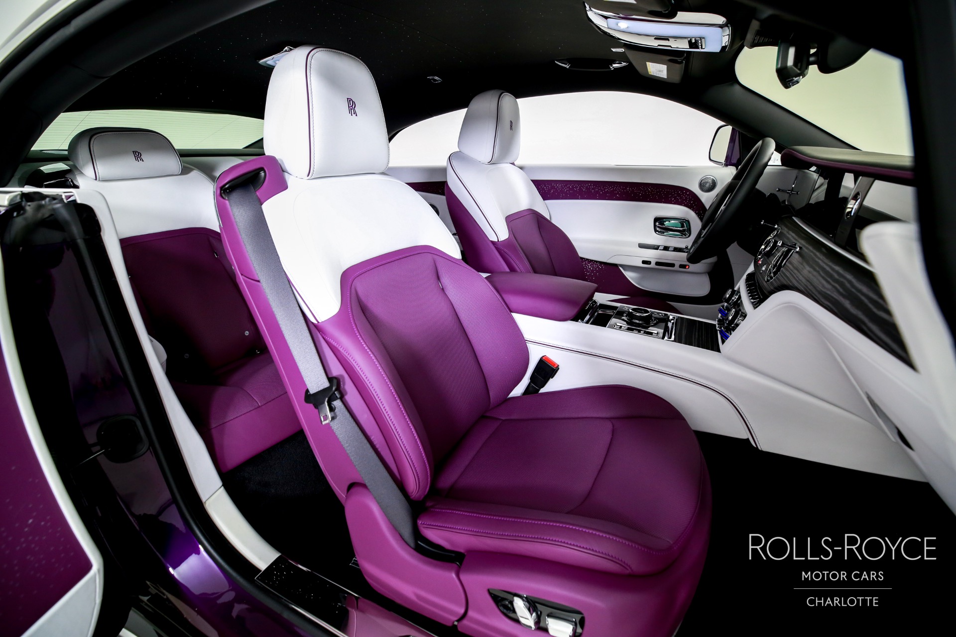 2024 Rolls Royce Spectre photo 23
