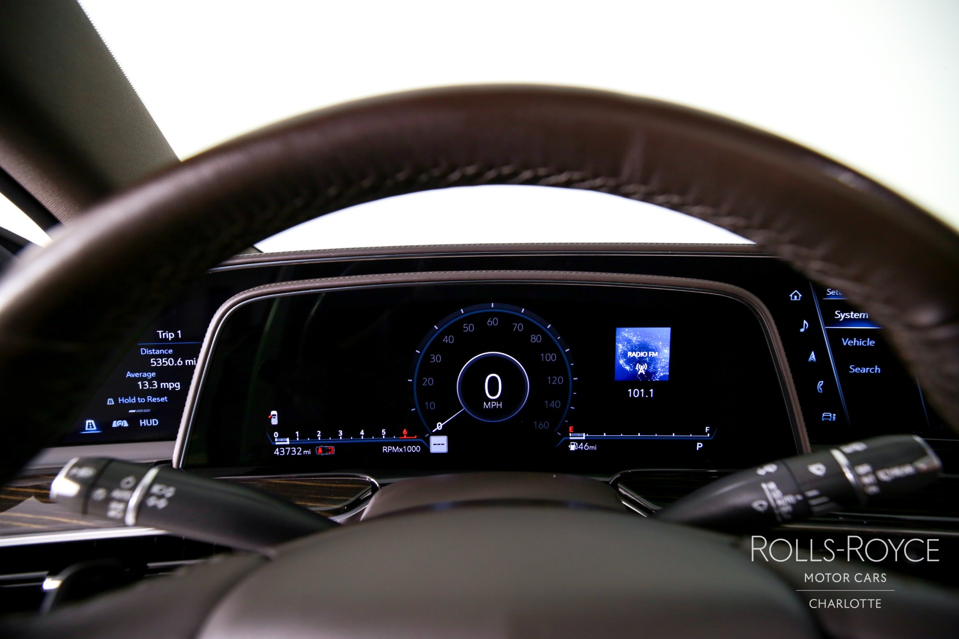 2021 Cadillac Escalade ESV Premium Luxury photo 11