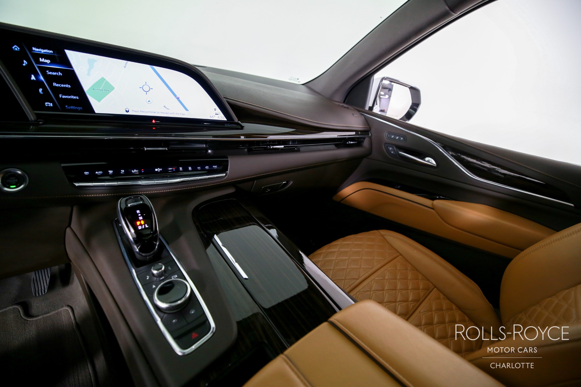2021 Cadillac Escalade ESV Premium Luxury photo 13