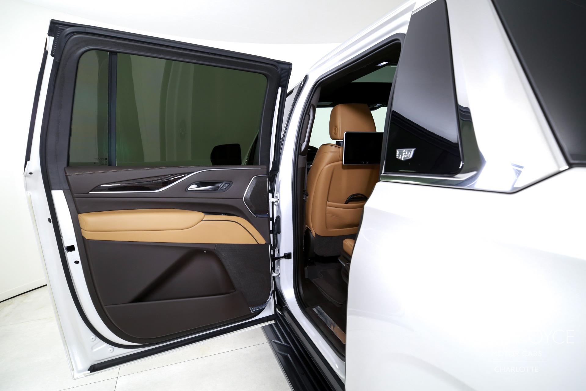 2021 Cadillac Escalade ESV Premium Luxury photo 15