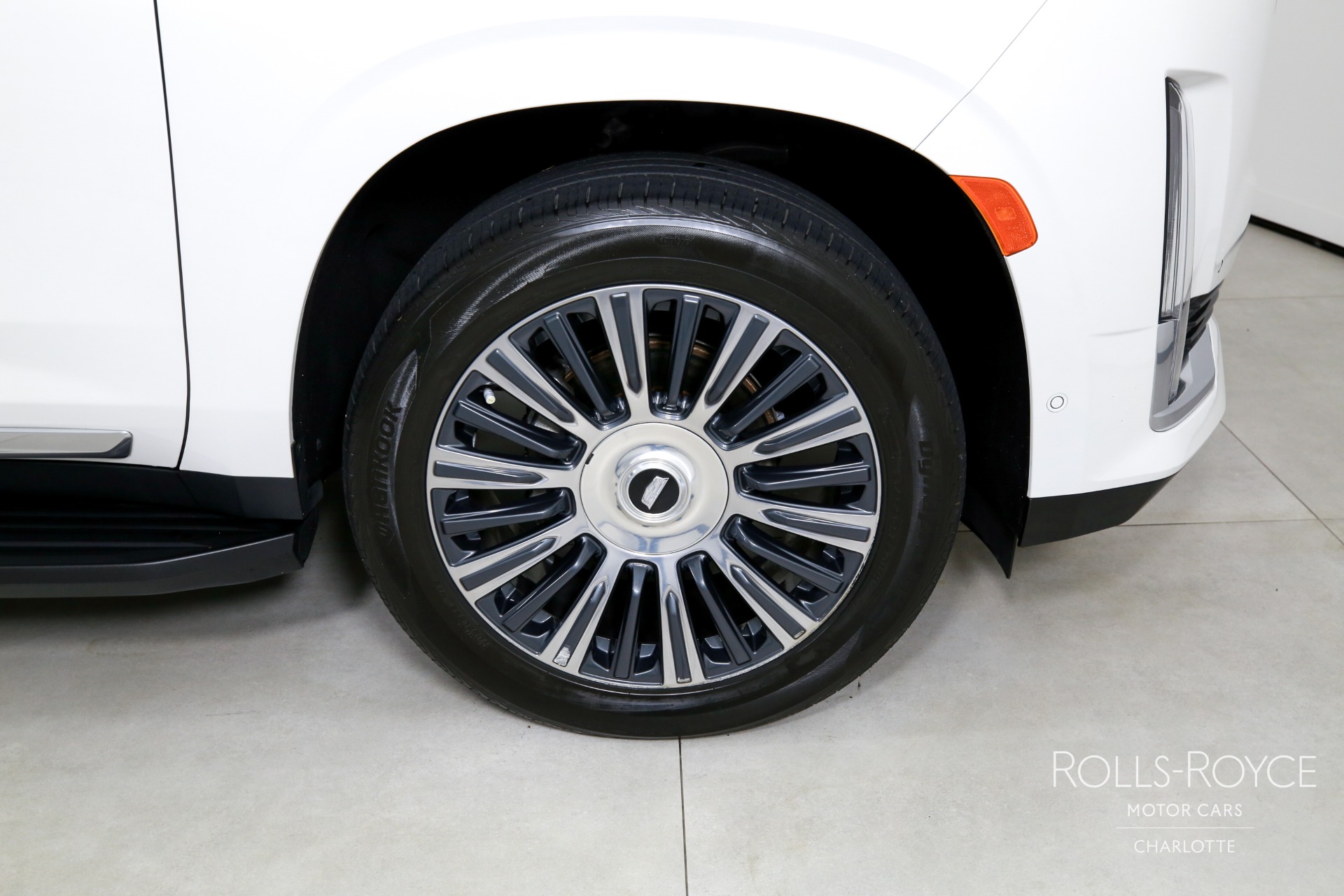 2021 Cadillac Escalade ESV Premium Luxury photo 34