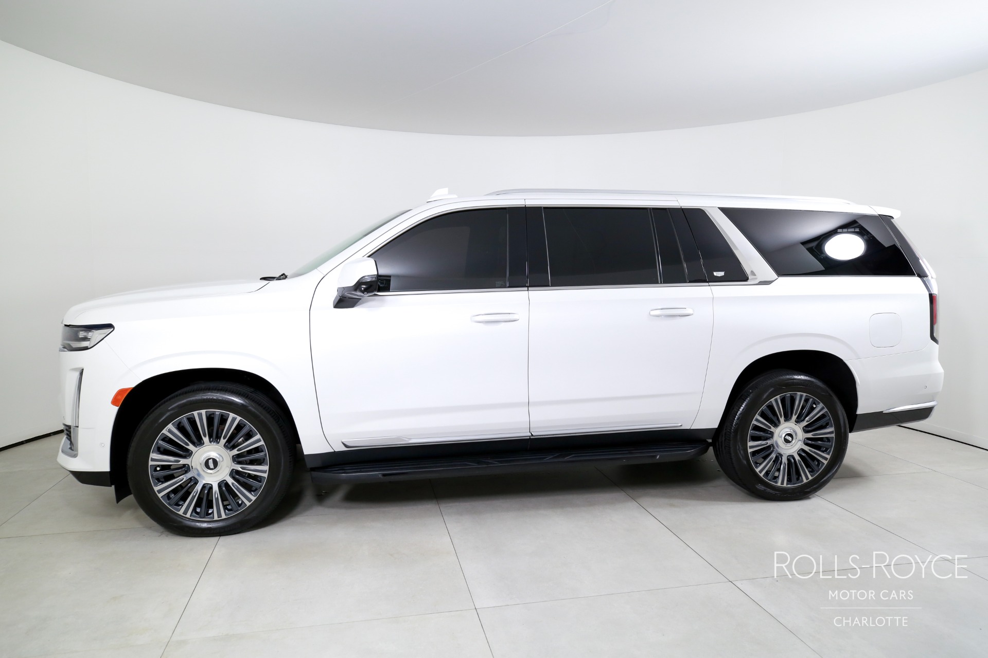 2021 Cadillac Escalade ESV Premium Luxury photo 5