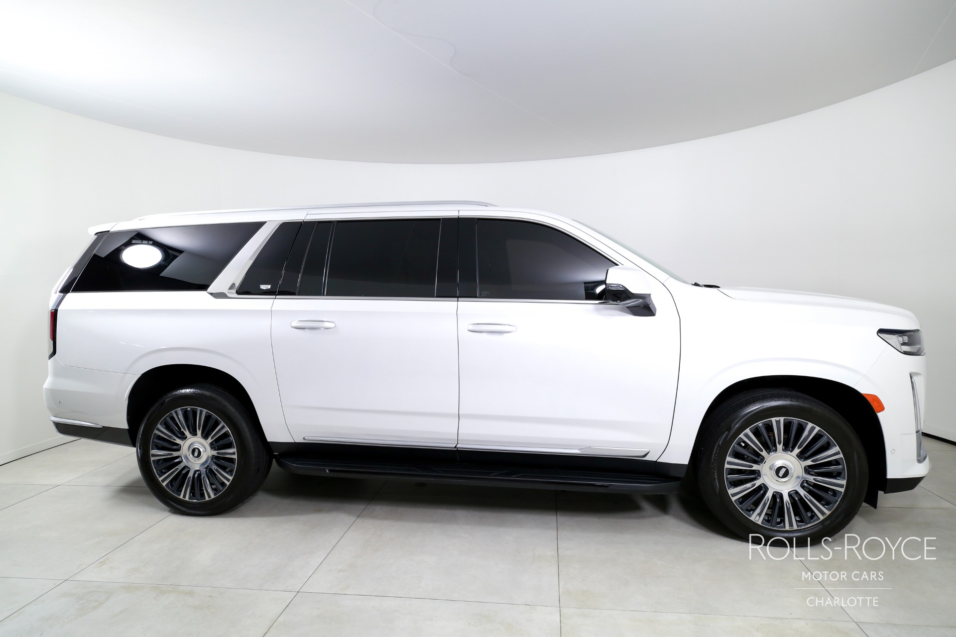 2021 Cadillac Escalade ESV Premium Luxury photo 8