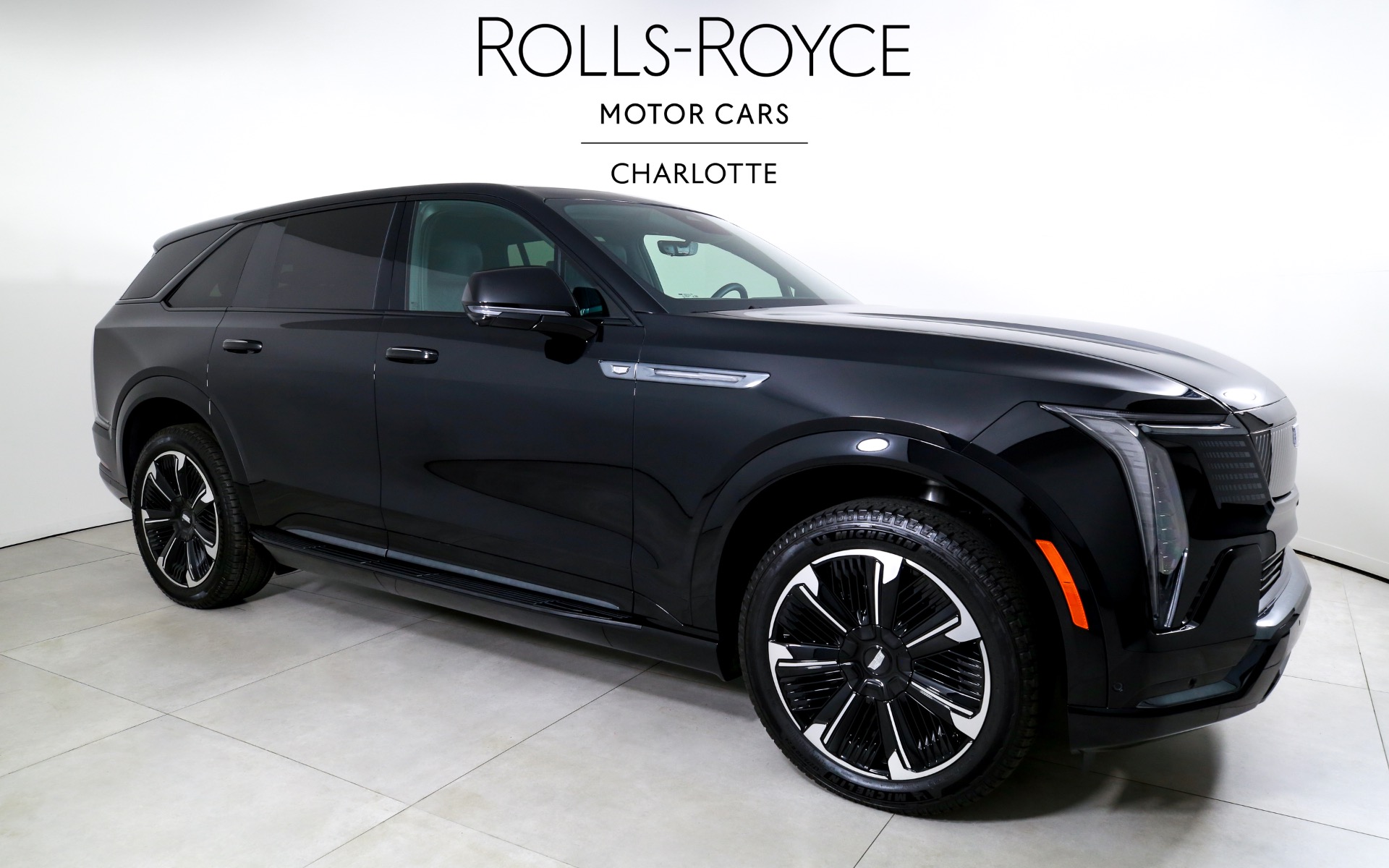 2025 Cadillac Escalade IQ Sport photo 2