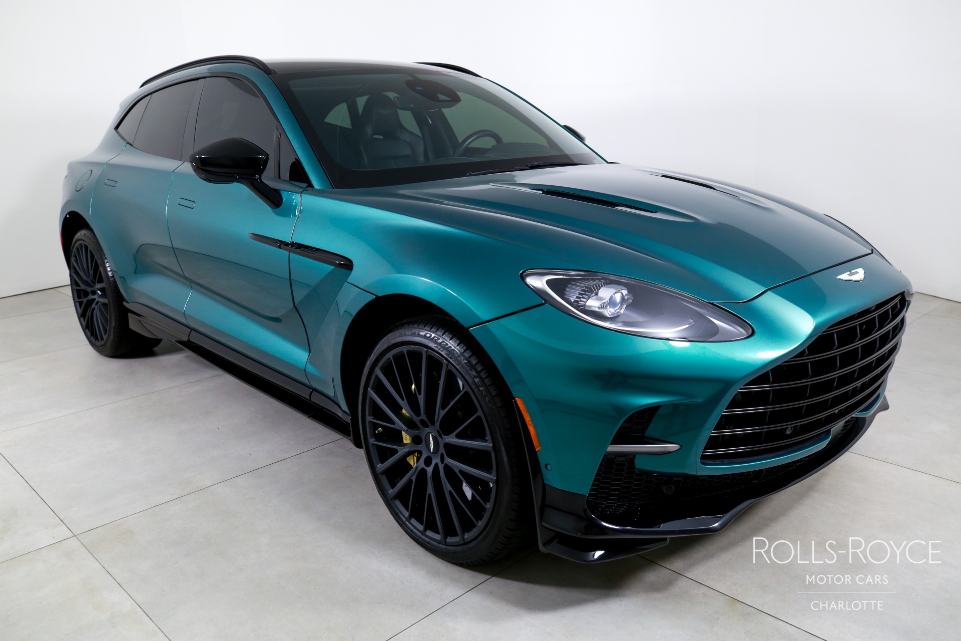 2024 Aston Martin DBX DBX707 photo 3