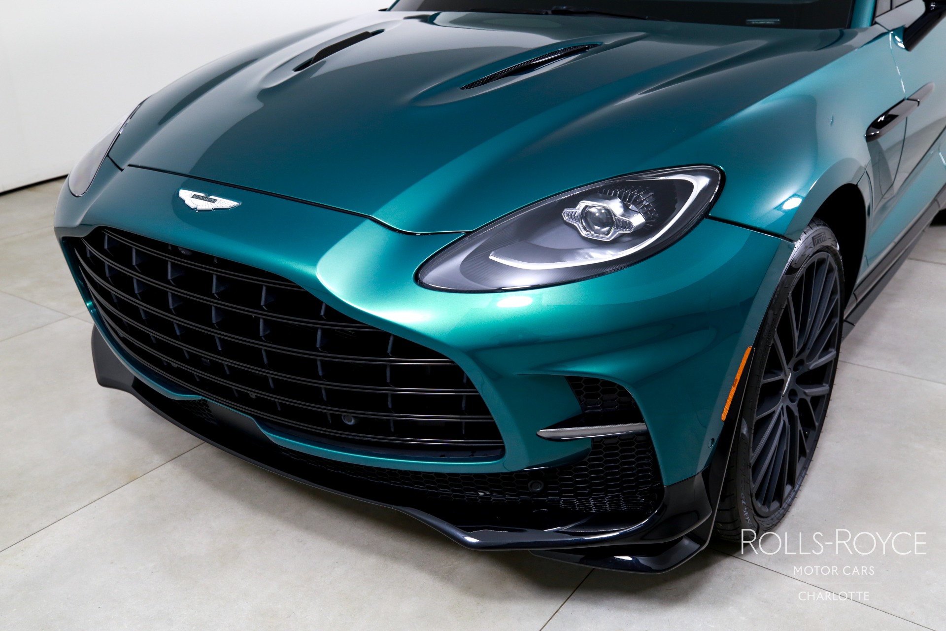2024 Aston Martin DBX DBX707 photo 32