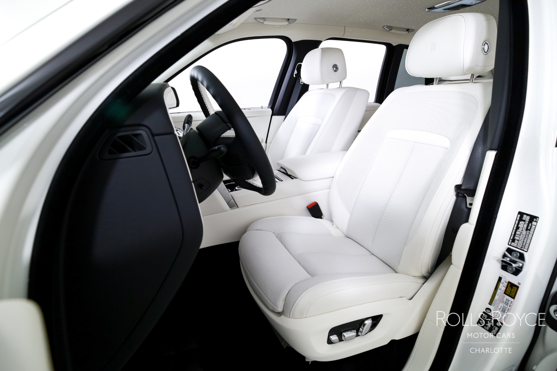 2025 Rolls Royce Cullinan RR photo 13