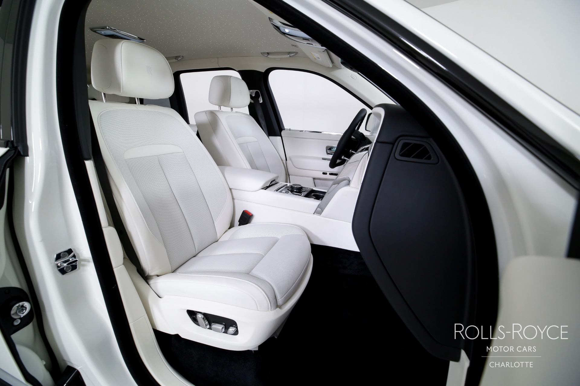 2025 Rolls Royce Cullinan RR photo 31