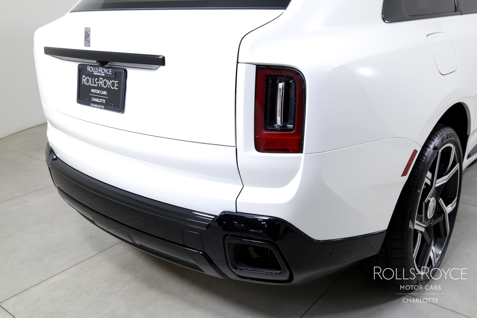 2025 Rolls Royce Cullinan RR photo 40