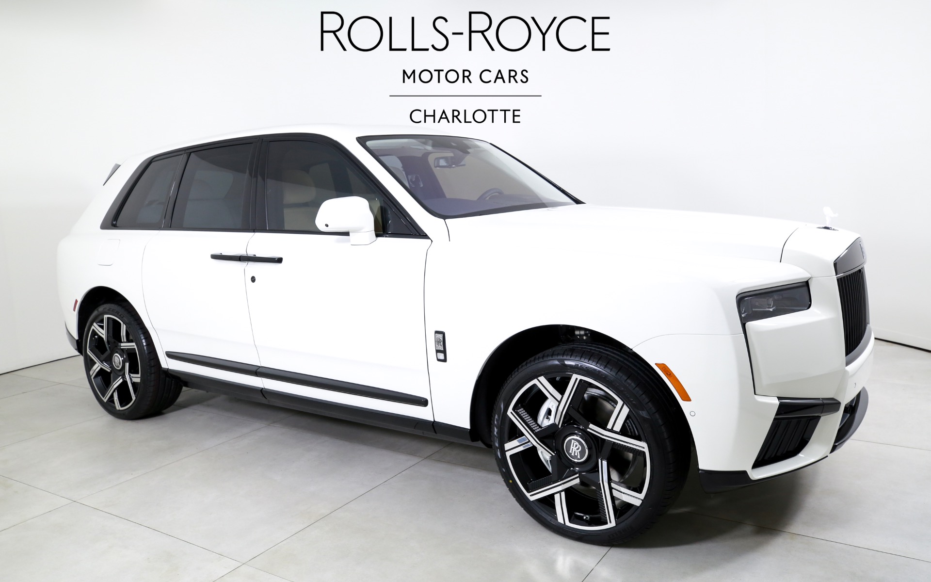 2025 Rolls Royce Cullinan RR photo 5