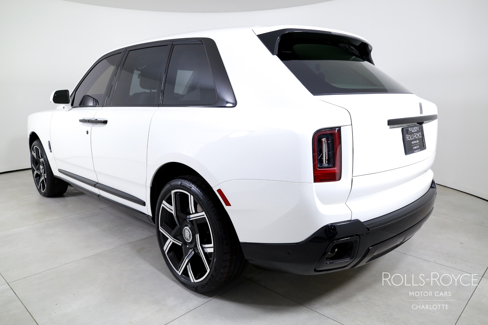2025 Rolls Royce Cullinan RR photo 8