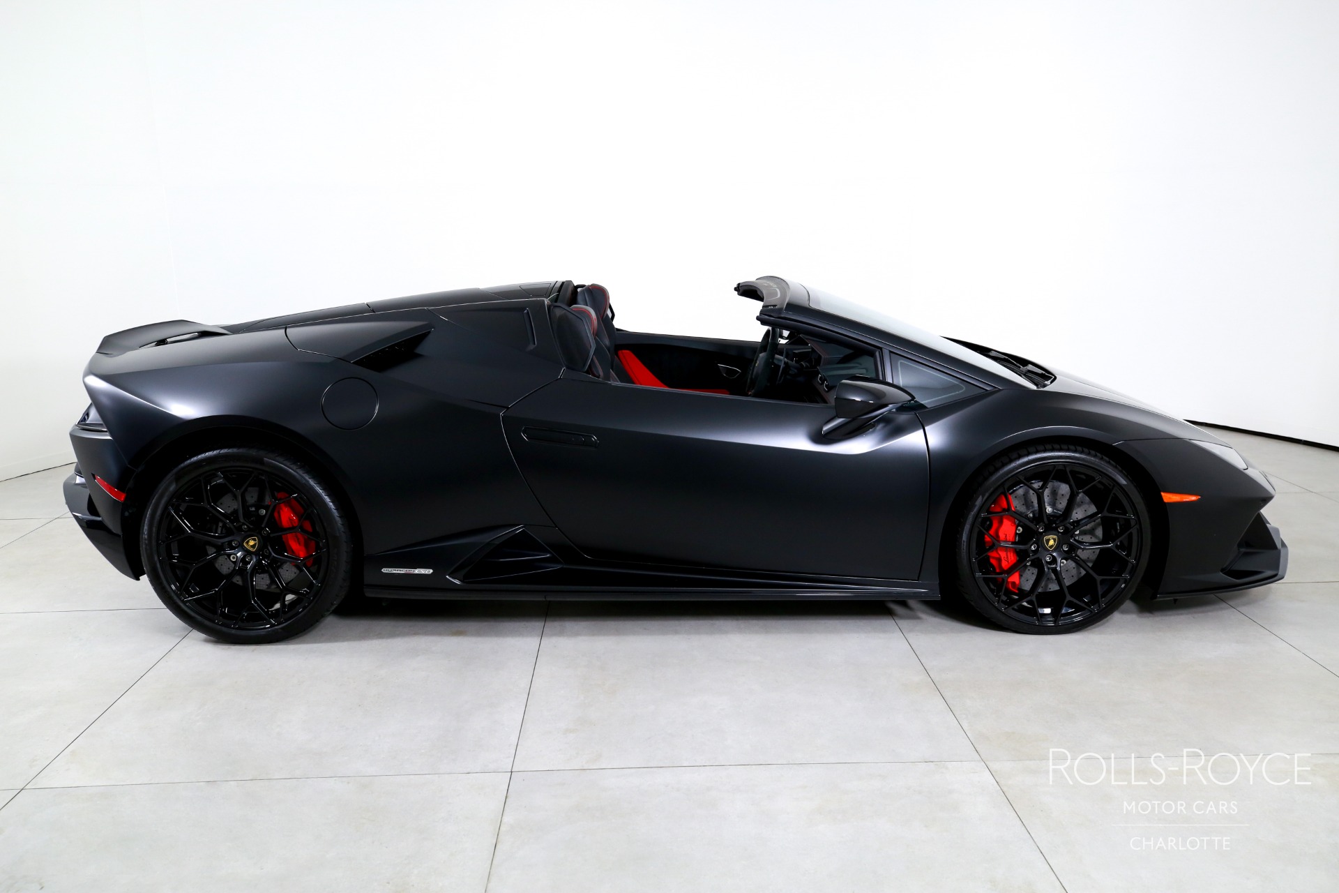 2023 Lamborghini Huracan Evo Spyder photo 10