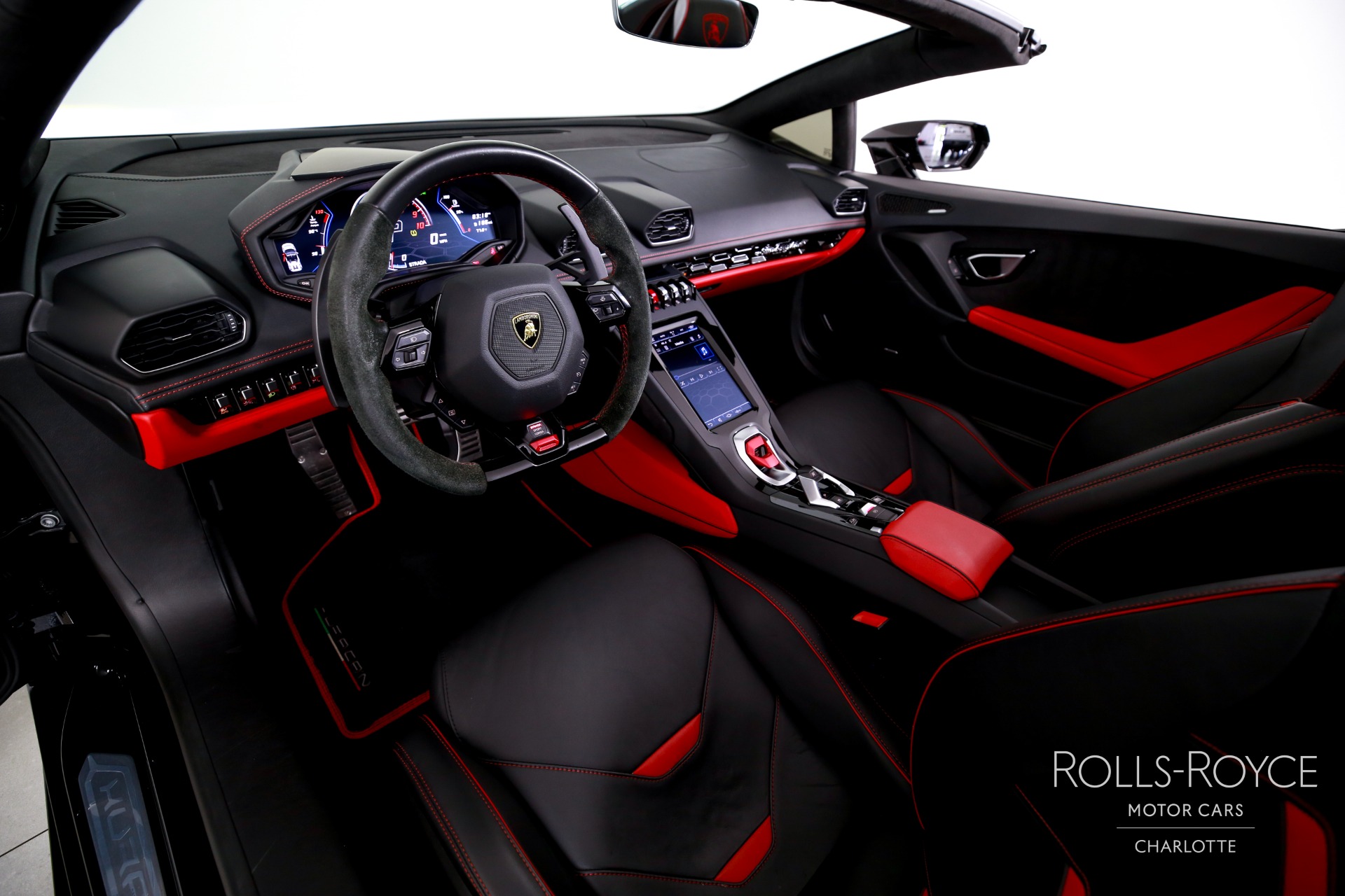 2023 Lamborghini Huracan Evo Spyder photo 12