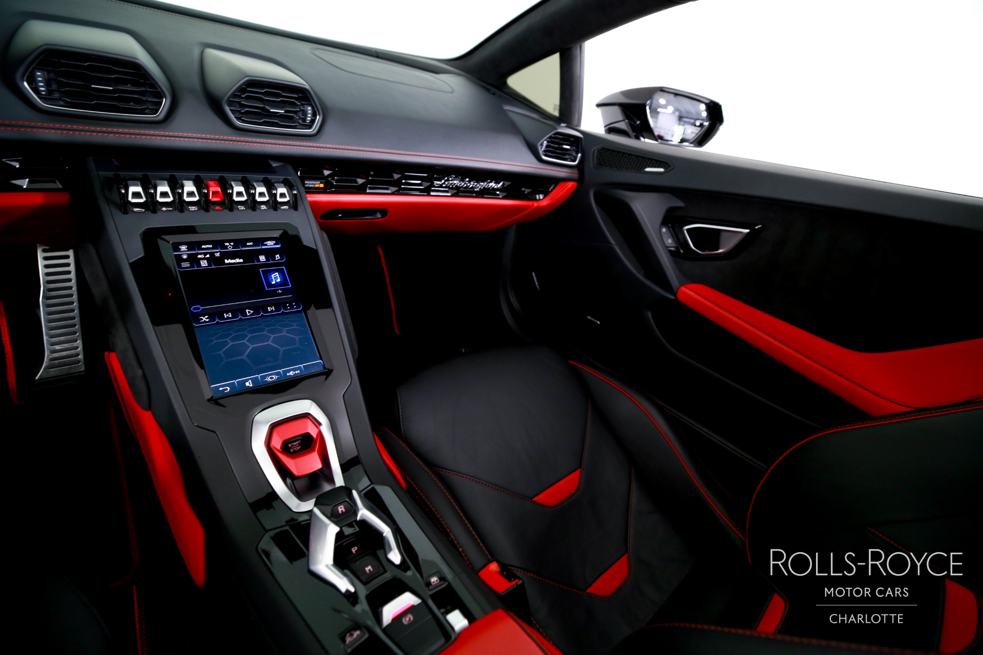 2023 Lamborghini Huracan Evo Spyder photo 15