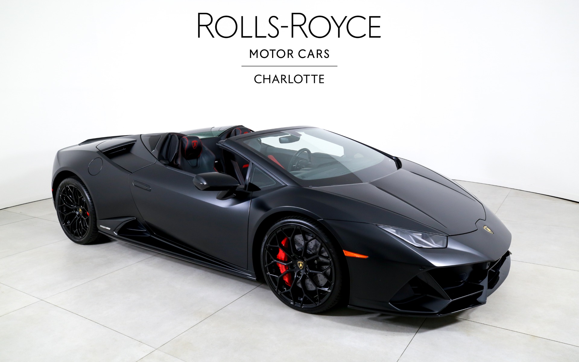 2023 Lamborghini Huracan Evo Spyder photo 2