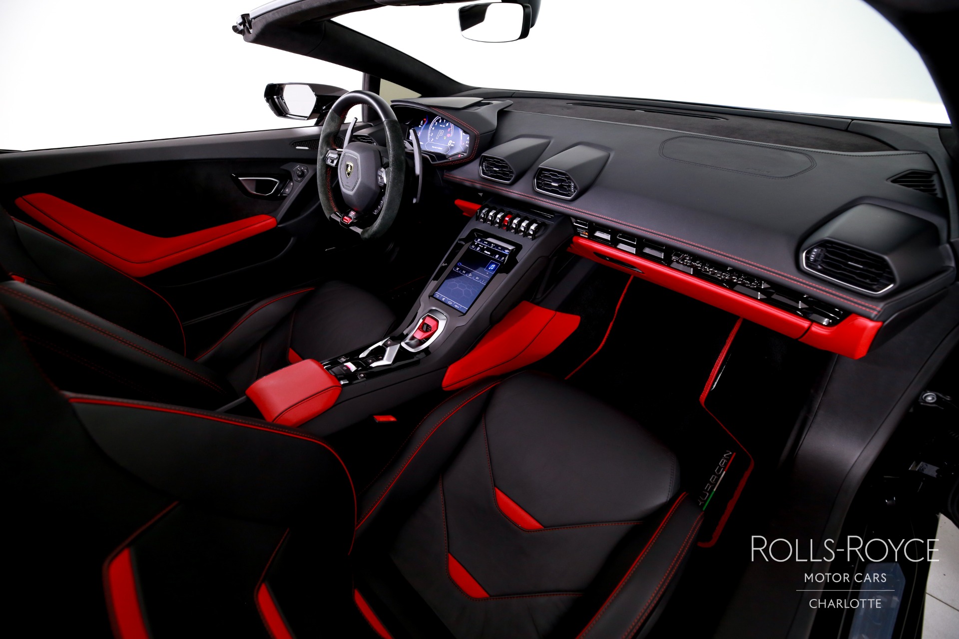 2023 Lamborghini Huracan Evo Spyder photo 19