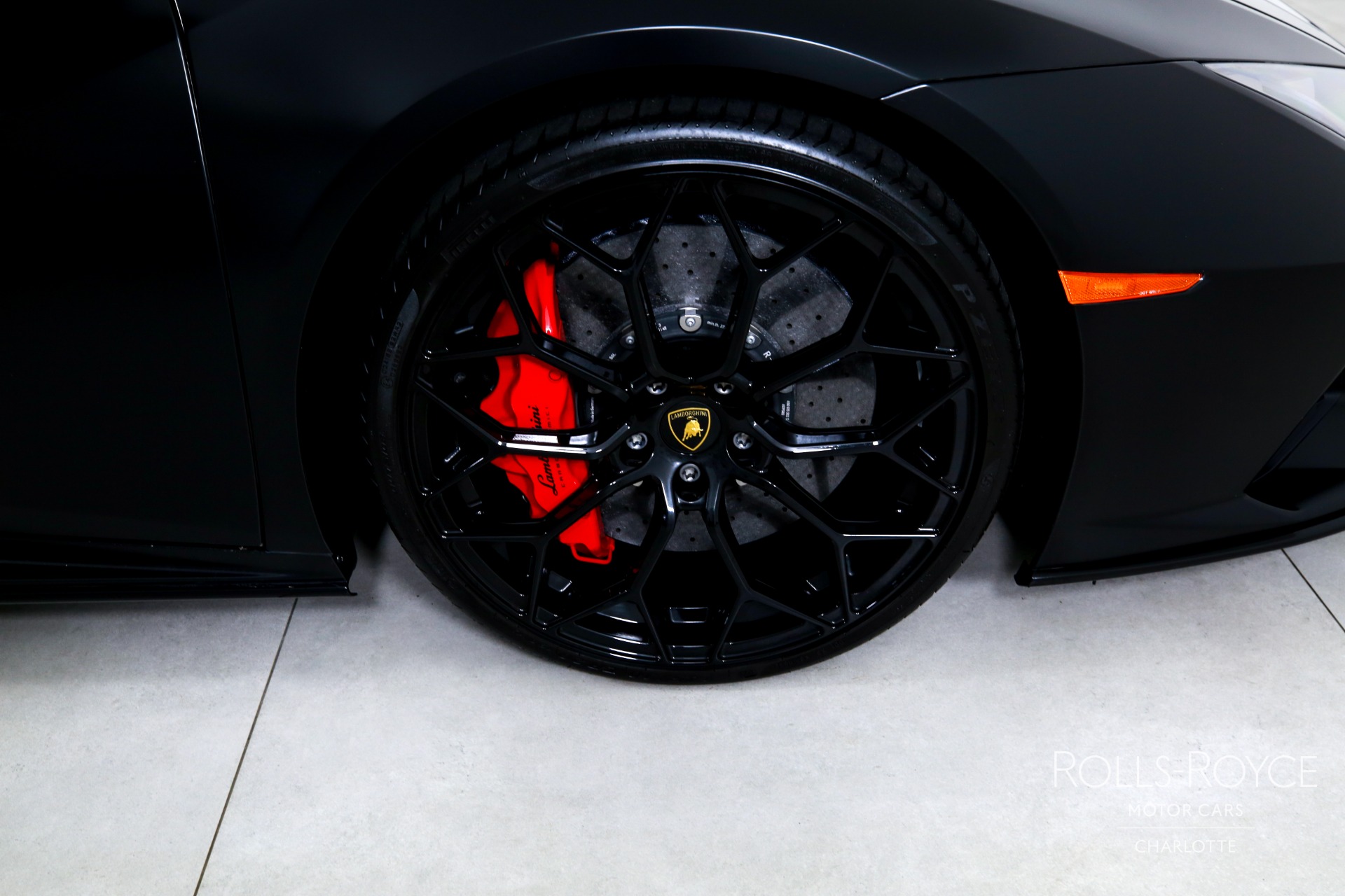 2023 Lamborghini Huracan Evo Spyder photo 22