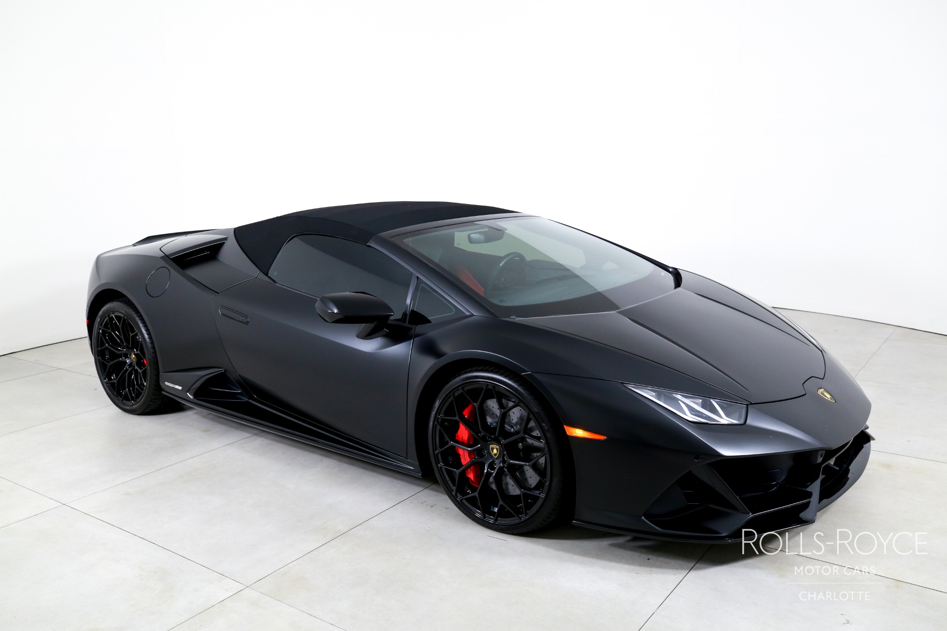 2023 Lamborghini Huracan Evo Spyder photo 3