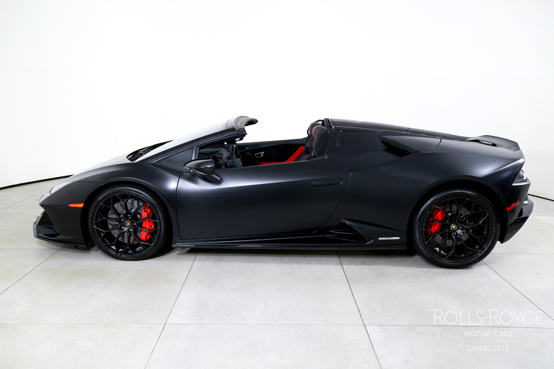 2023 Lamborghini Huracan Evo Spyder photo 6