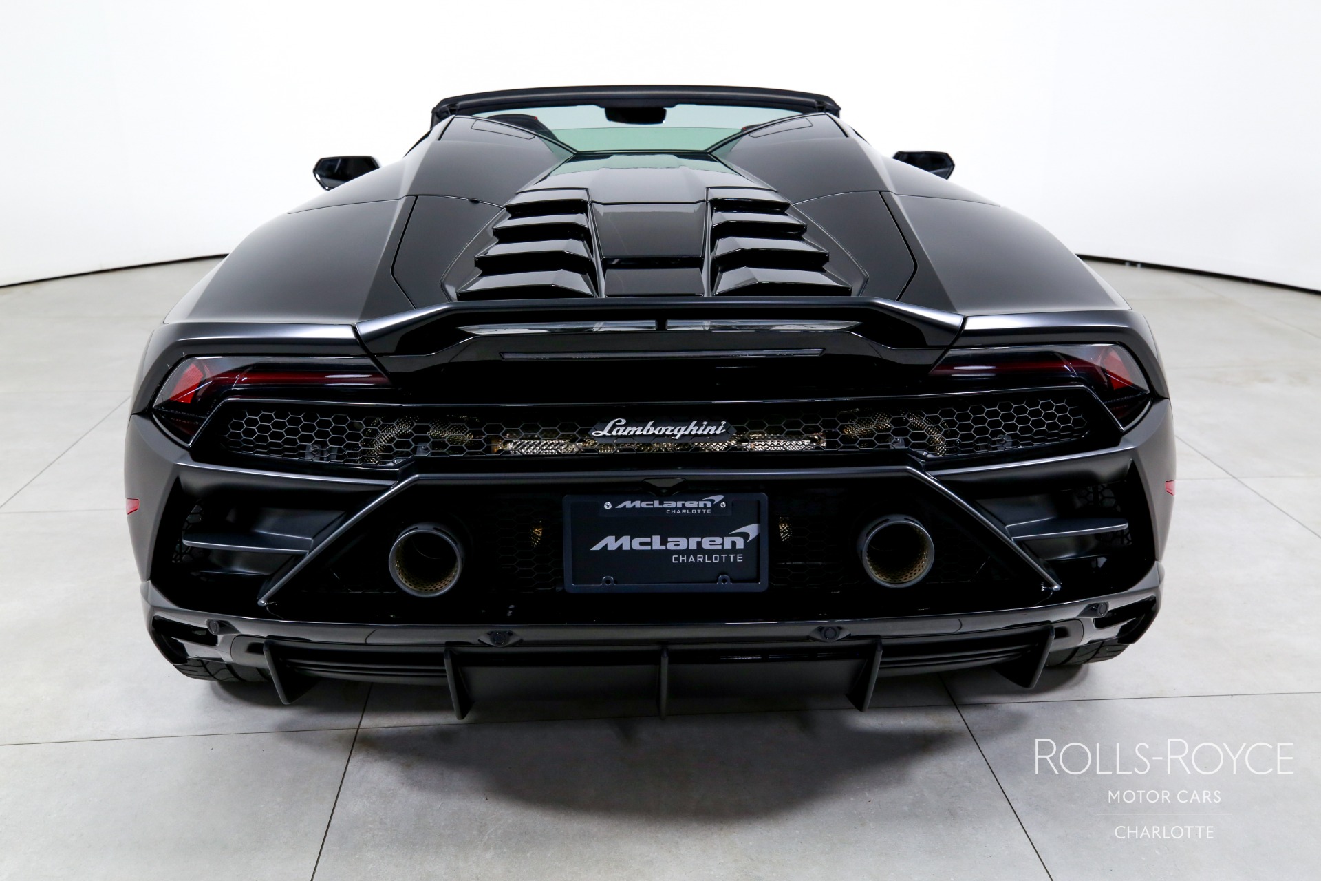 2023 Lamborghini Huracan Evo Spyder photo 8