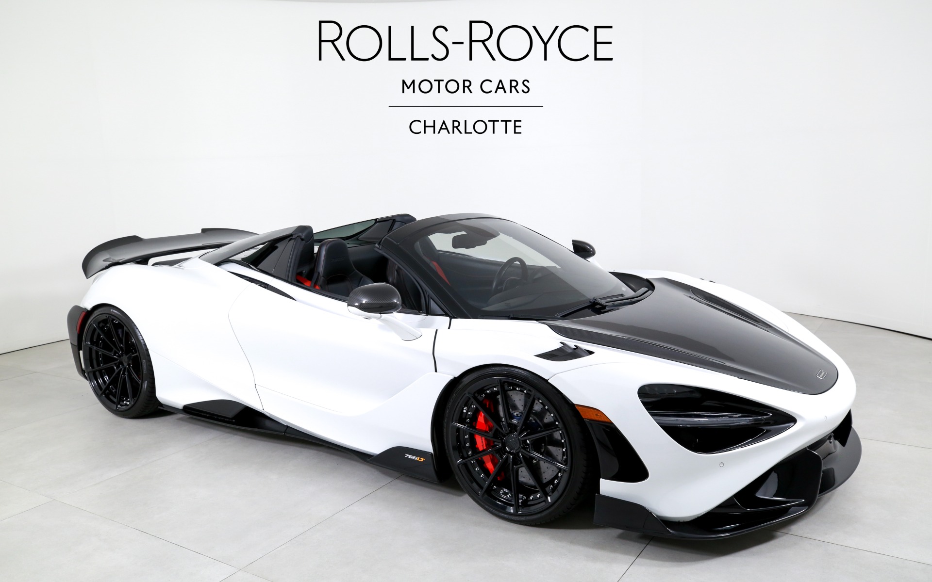 2022 Mclaren 765LT Spider photo 2
