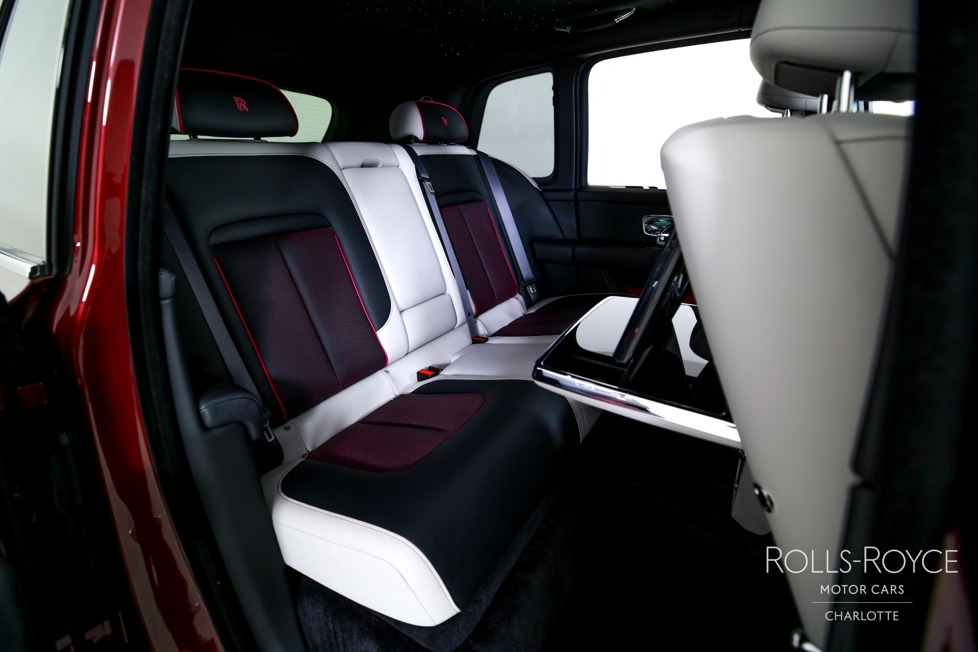 2025 Rolls-Royce Cullinan Base - Photo 29