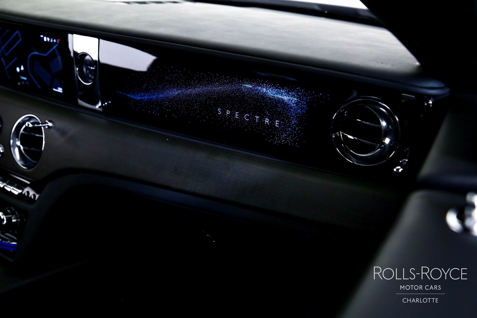 2025 Rolls Royce Spectre photo 25