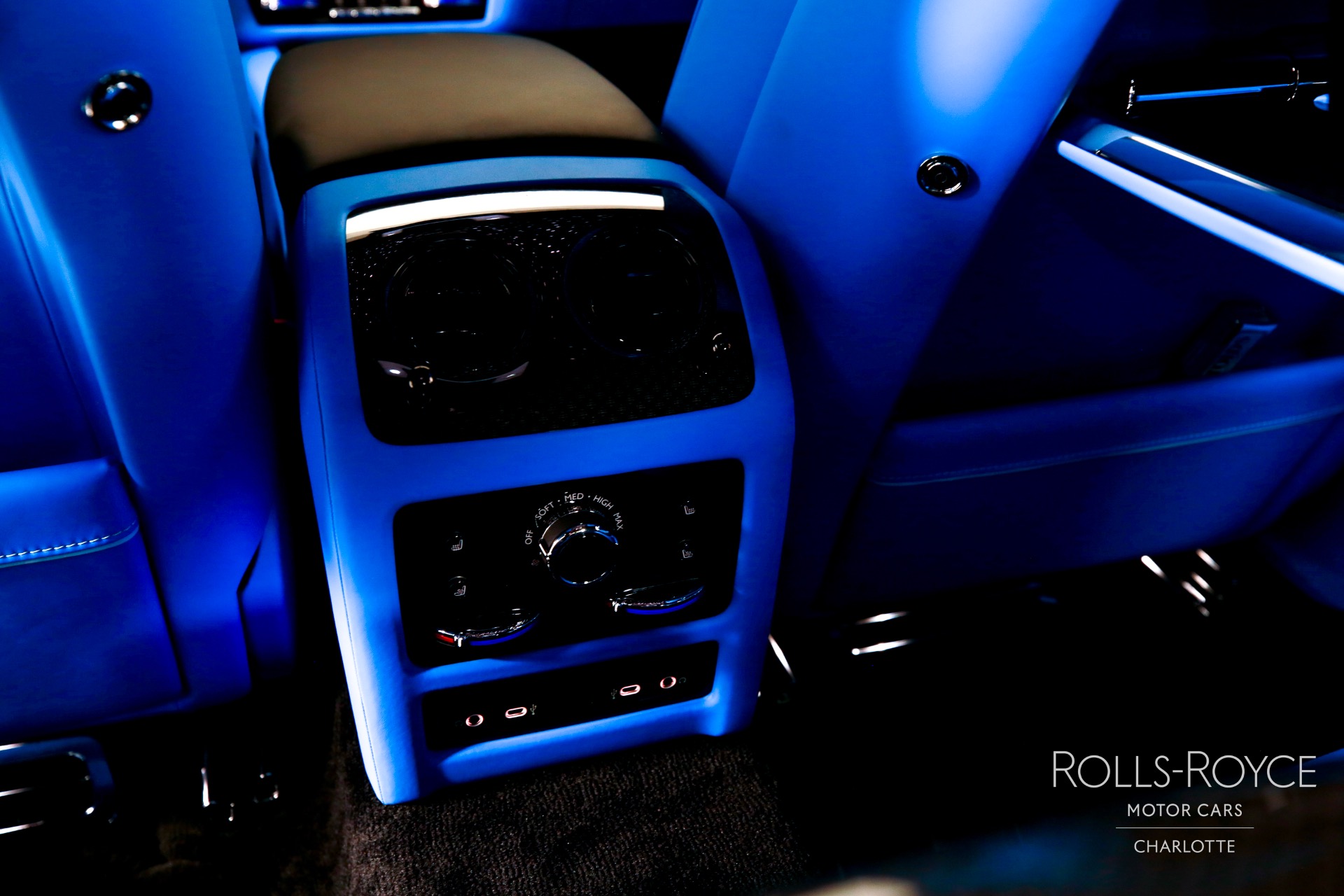 2025 Rolls Royce Ghost Black Badge photo 21